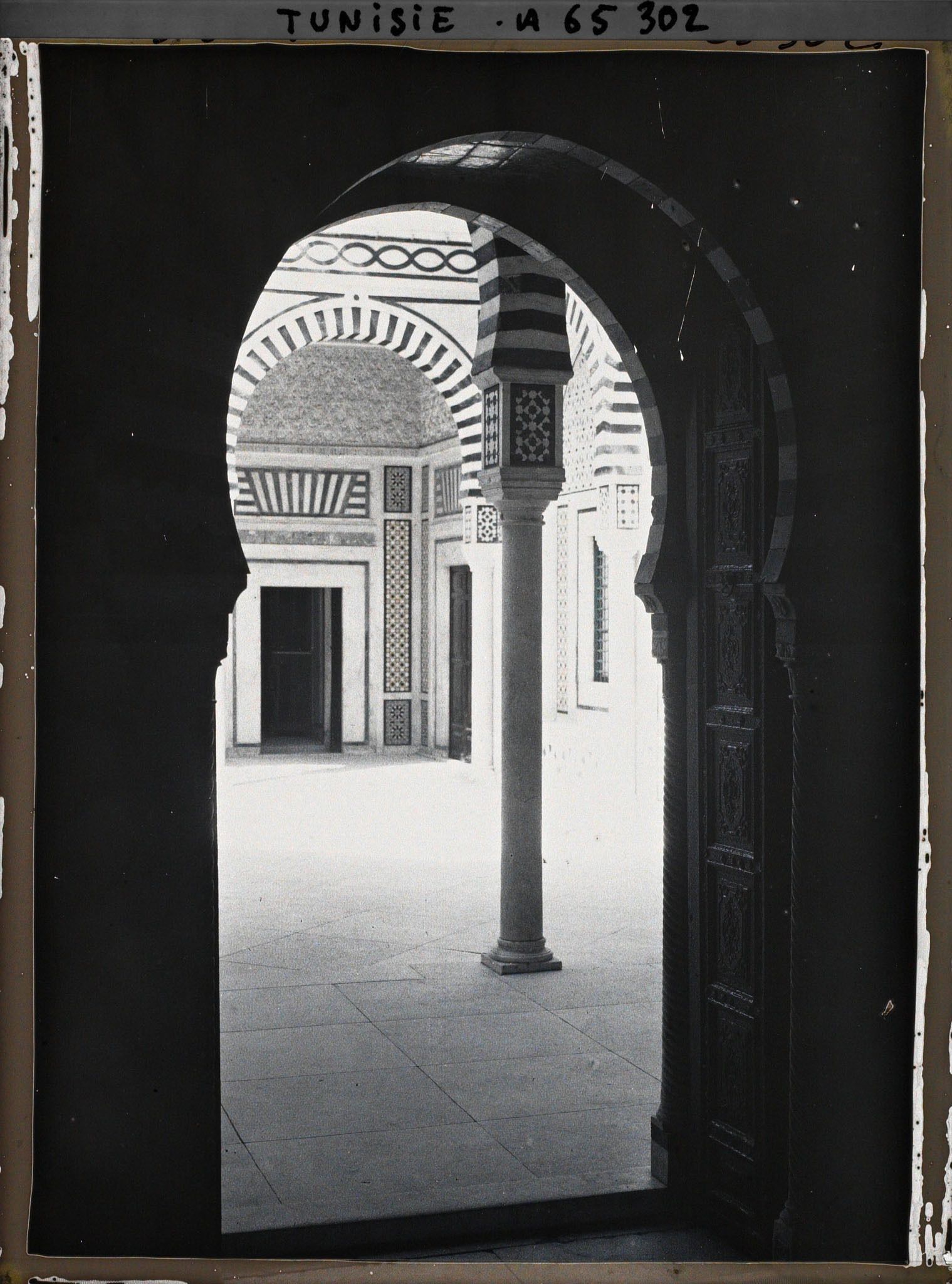 Image représentant Le patio du palais beylical Dar-el-Bey dans la médina