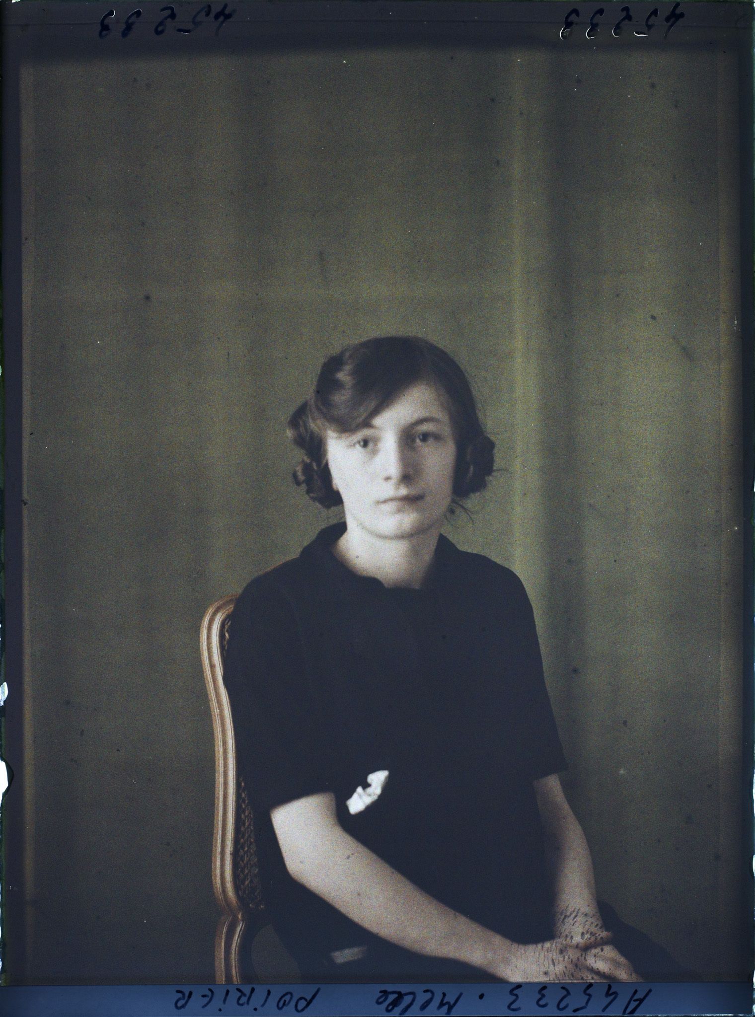 Image représentant Mademoiselle Poirier