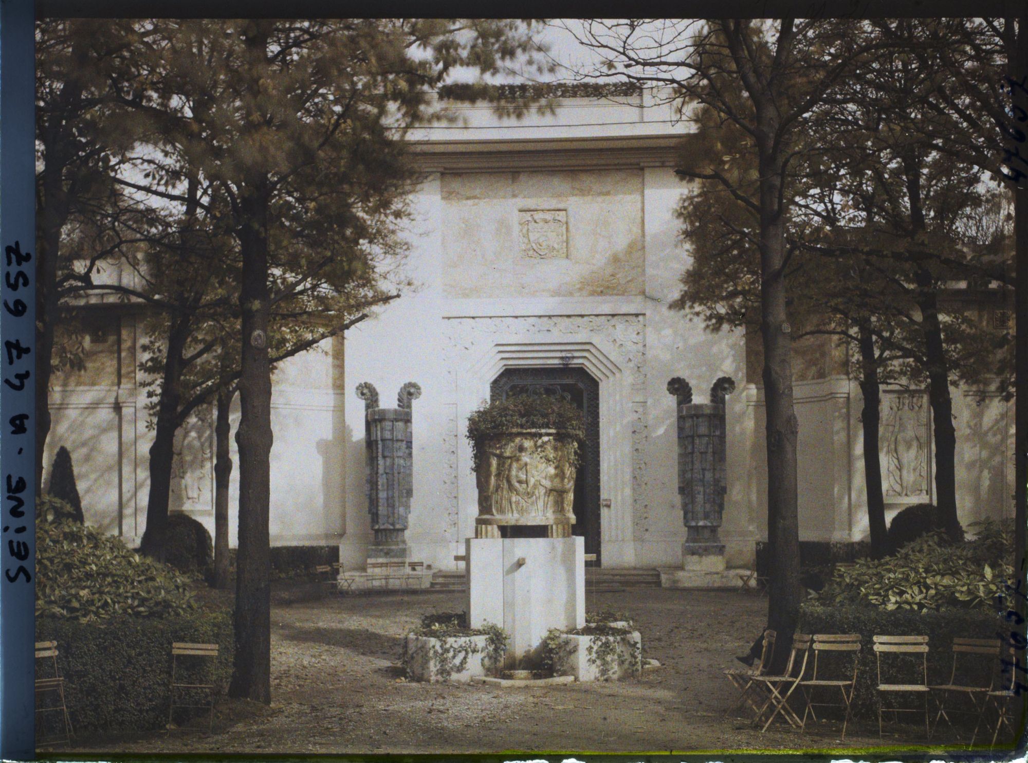 Image représentant L'Exposition des arts décoratifs, Pavilon de la Ville de Paris