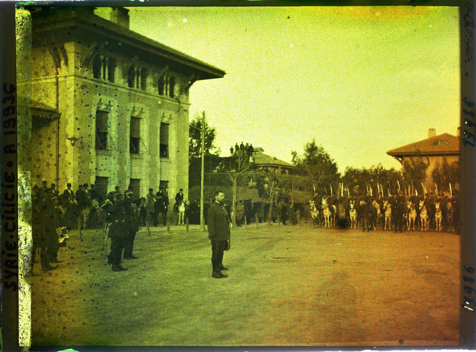 Image représentant Le général Gouraud en visite en Cilicie