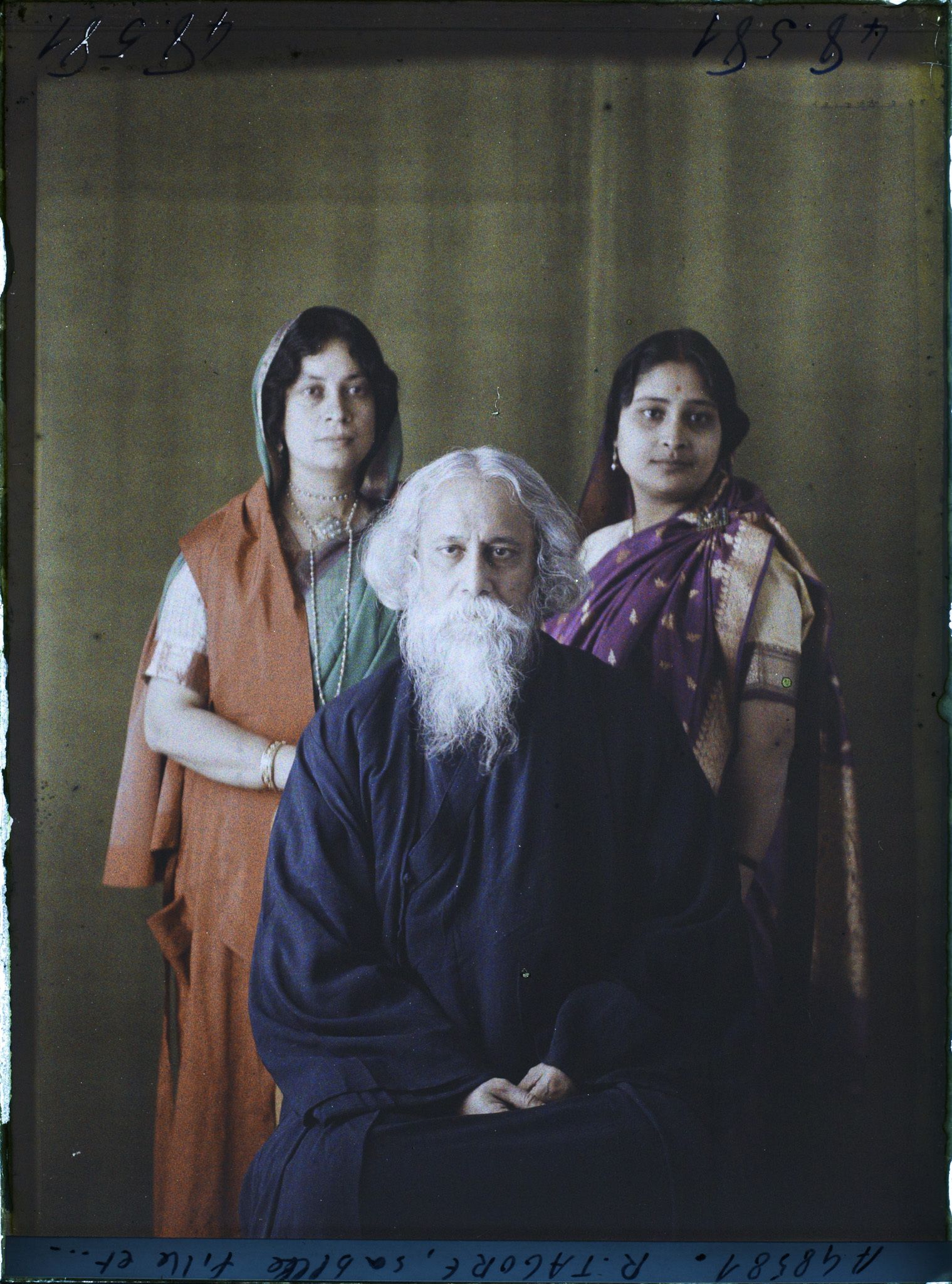 Image représentant Rabindranâth Tagore avec  Pratimâ Tagore et madame ...