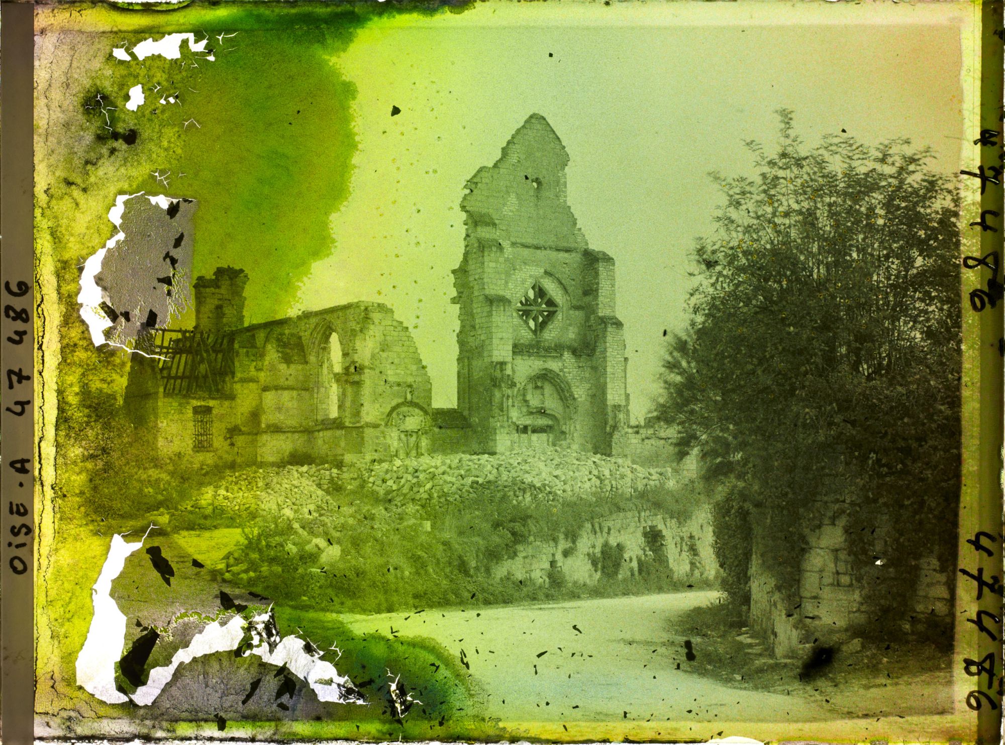 Image représentant France, Autrèches, Ruines de l'Eglise