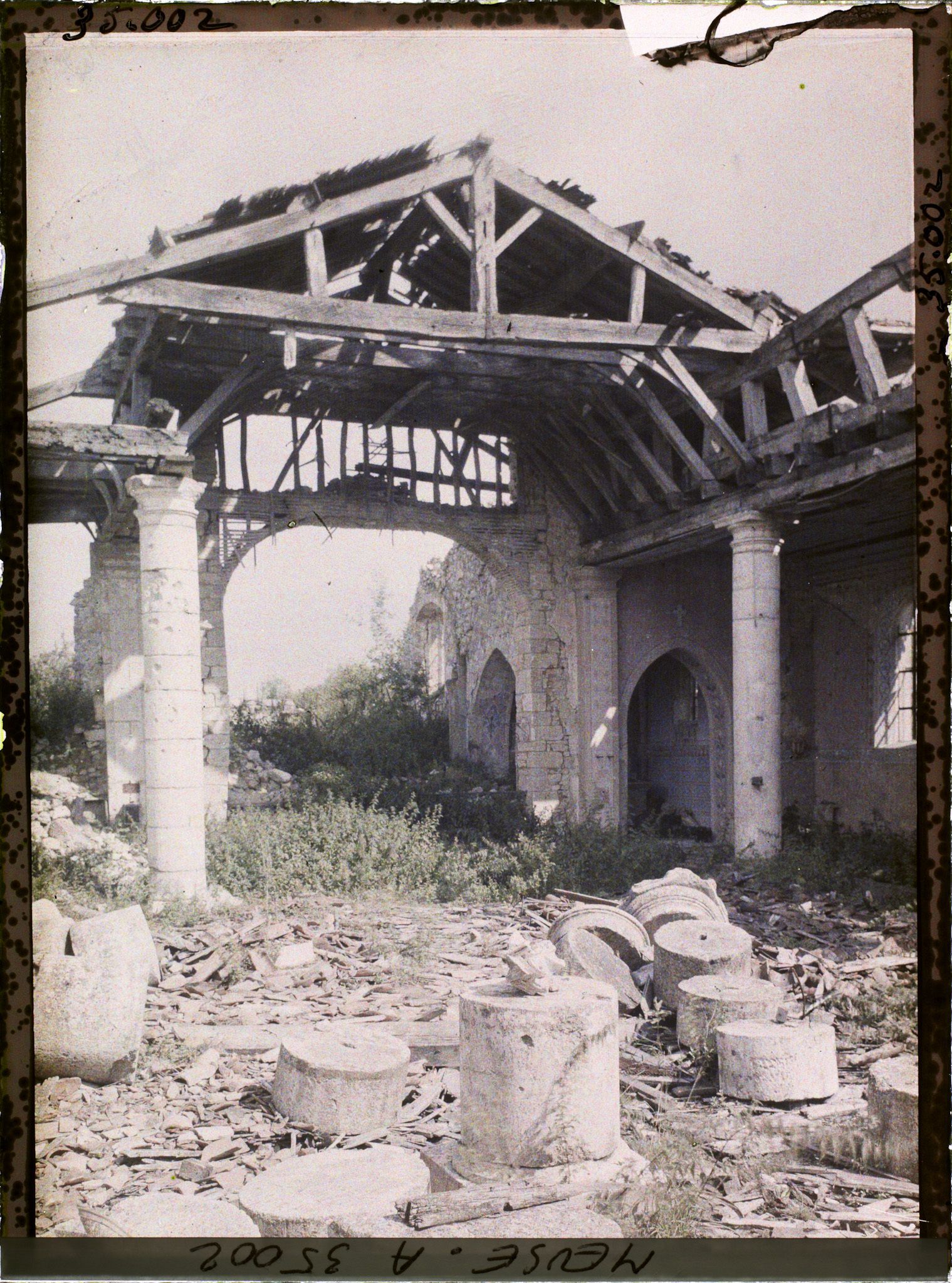 Image représentant France, Aubreville (Meuse), Le Chœur