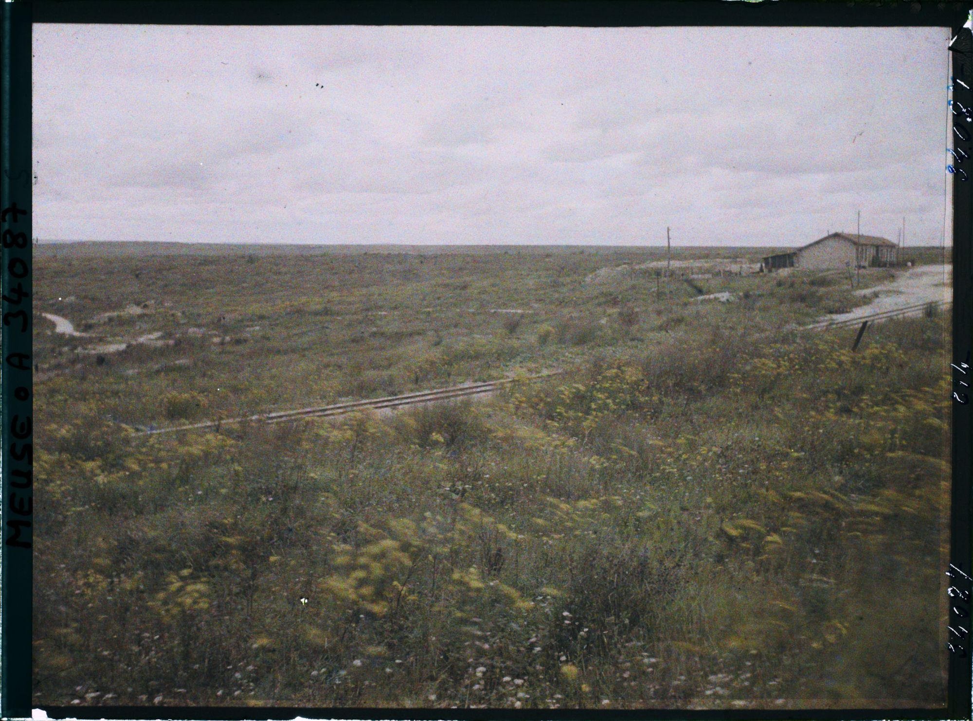 Image représentant France, Fleury, Vue prise de la route de Fleury au fort de Vaux vers l'Ouest