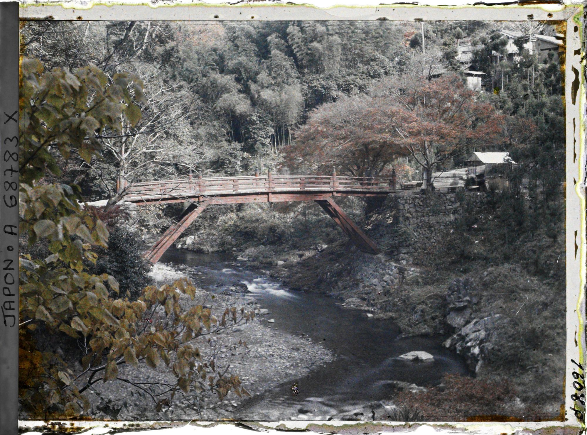 Image représentant Pont sur la Kiyotaki-gawa