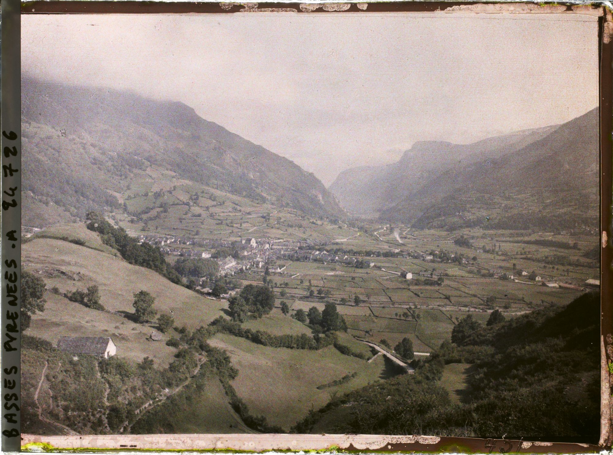 Image représentant France, Vallée d'Ossau, Vallée d'Ossau - Vue d'ensemble