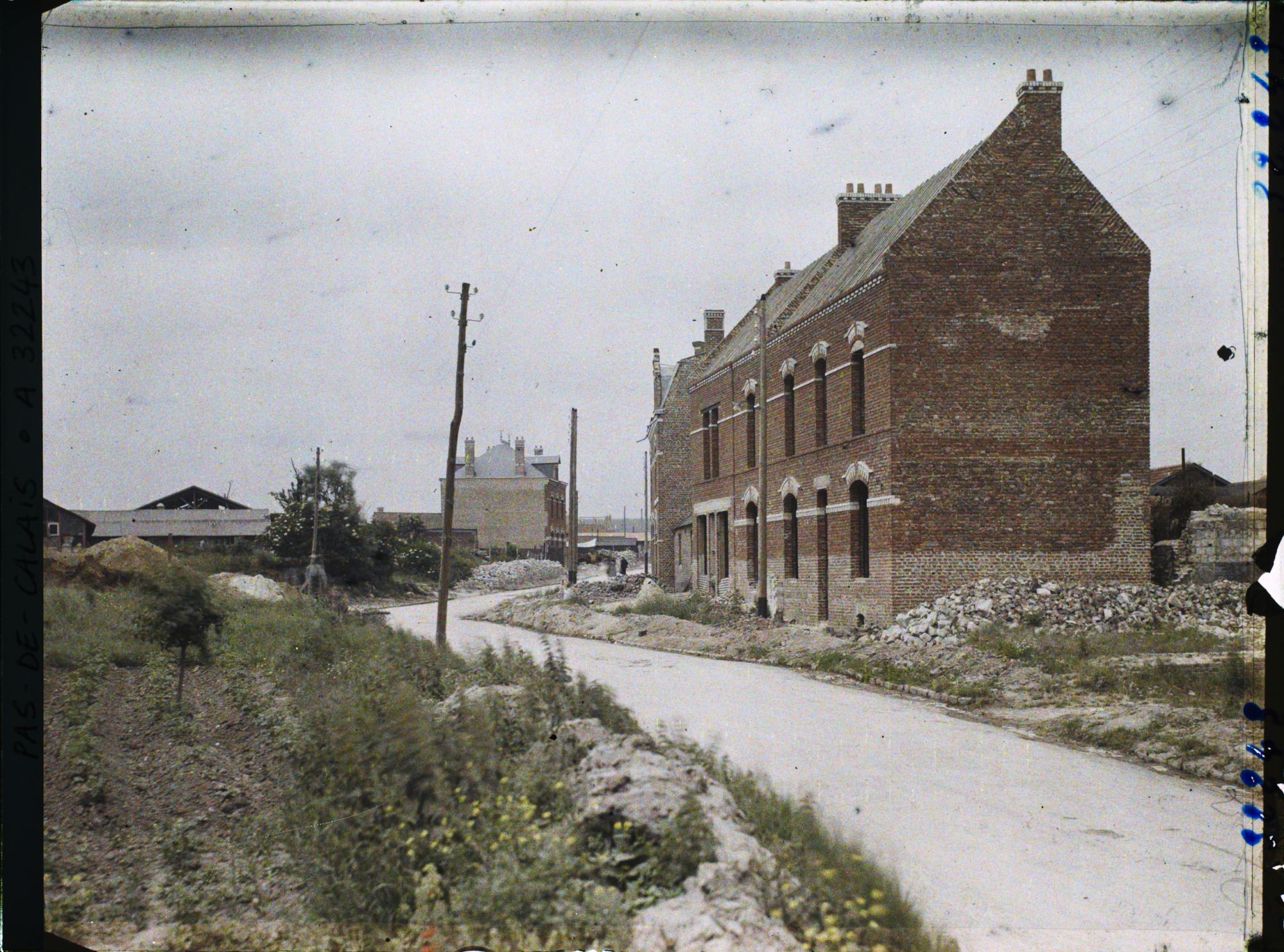 Image représentant France, Vimy, Reconstruction rue de la Gare