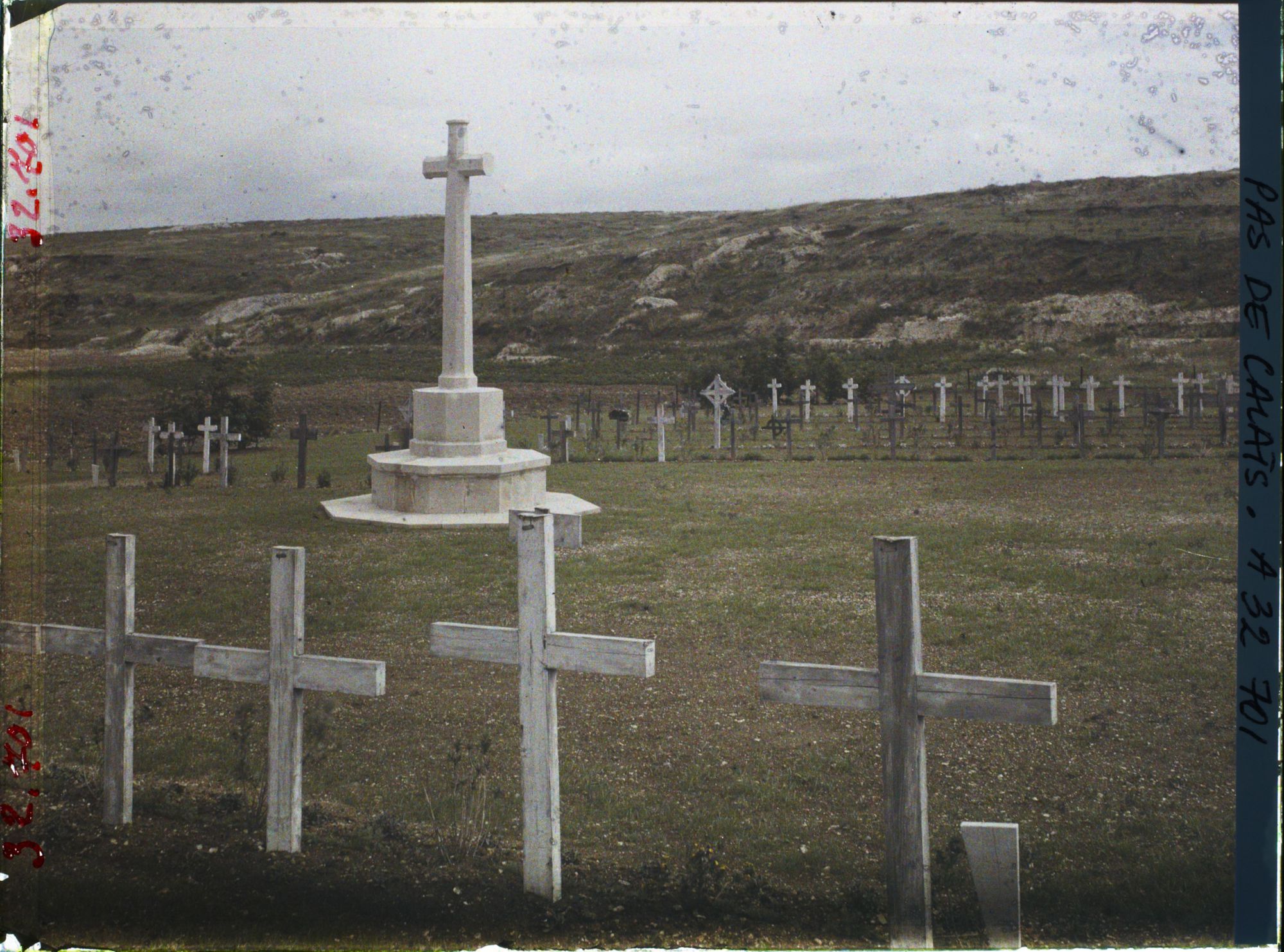 Image représentant France, Souchez, Le cimetière Anglais de la Vallée du Zouave