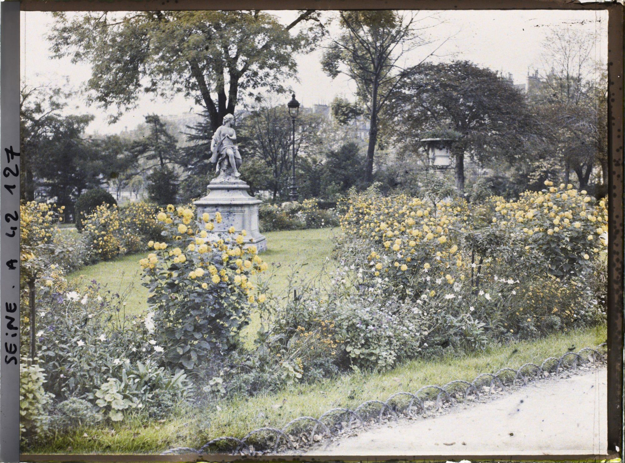 Image représentant Le jardin des Tuileries ?