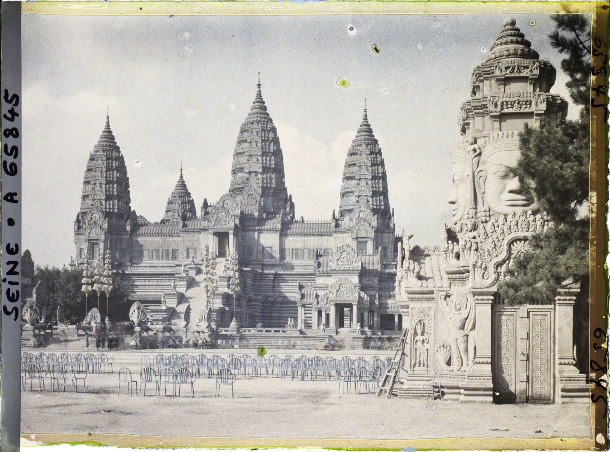 Image représentant L'Exposition Coloniale Internationale de 1931, le temple d'Angkor Vat