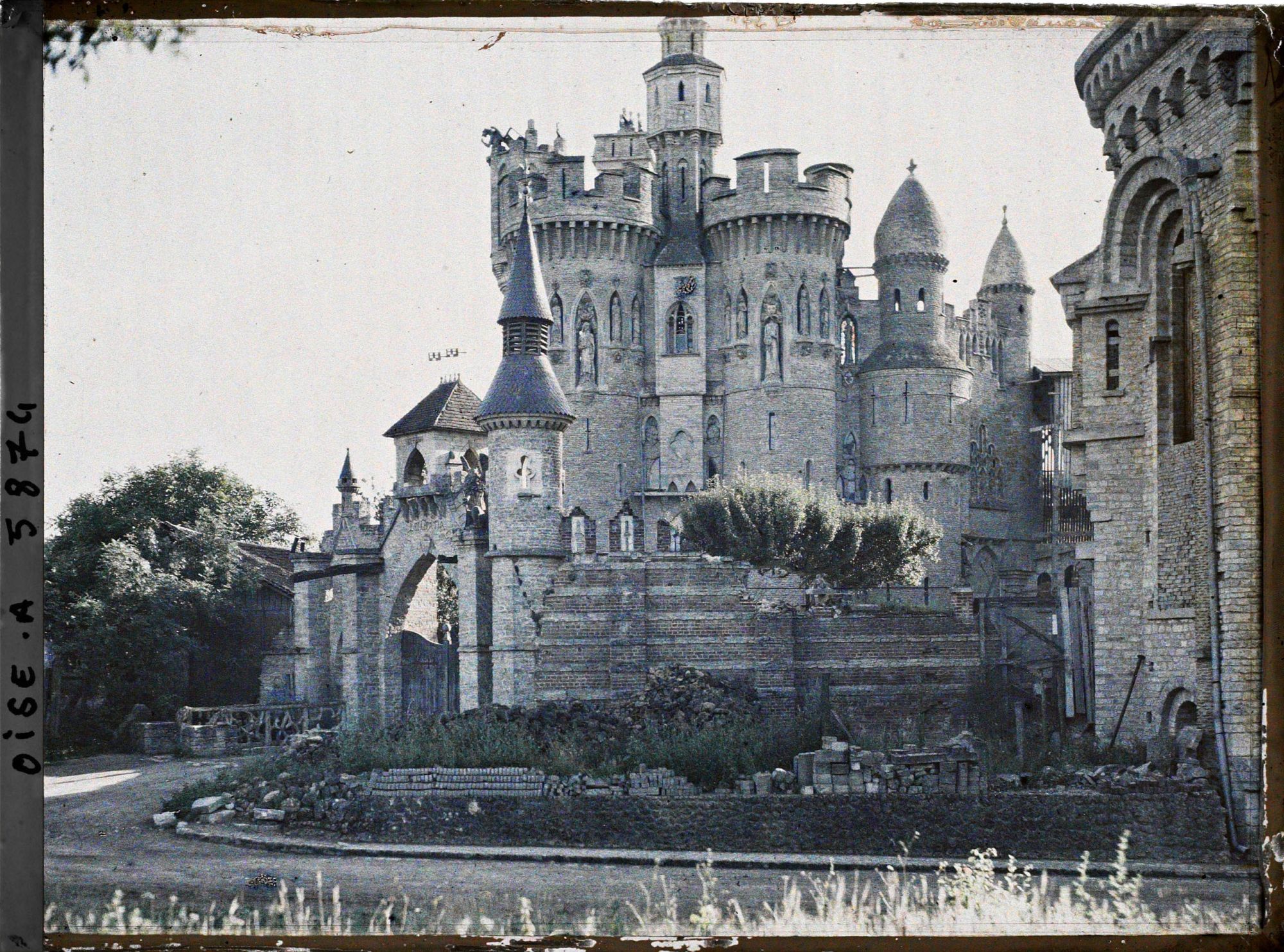 Image représentant France, Château de Boulogne la grasse - Observatoire d'artillerie