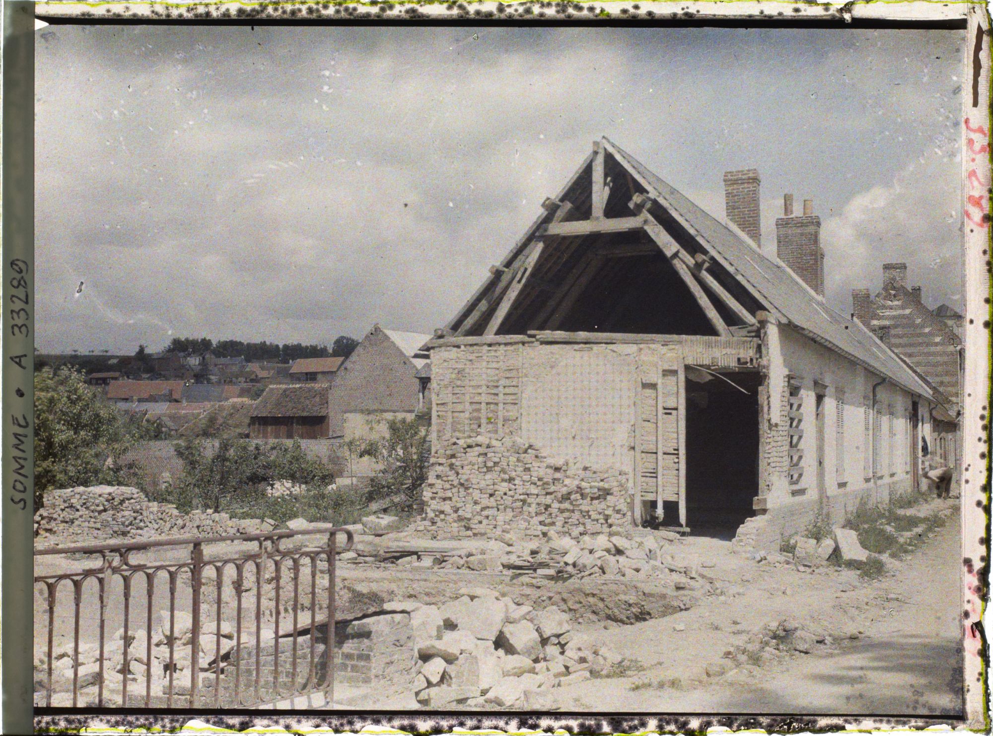 Image représentant France, Bray s/ Somme, Entrée de Bray s/ Somme