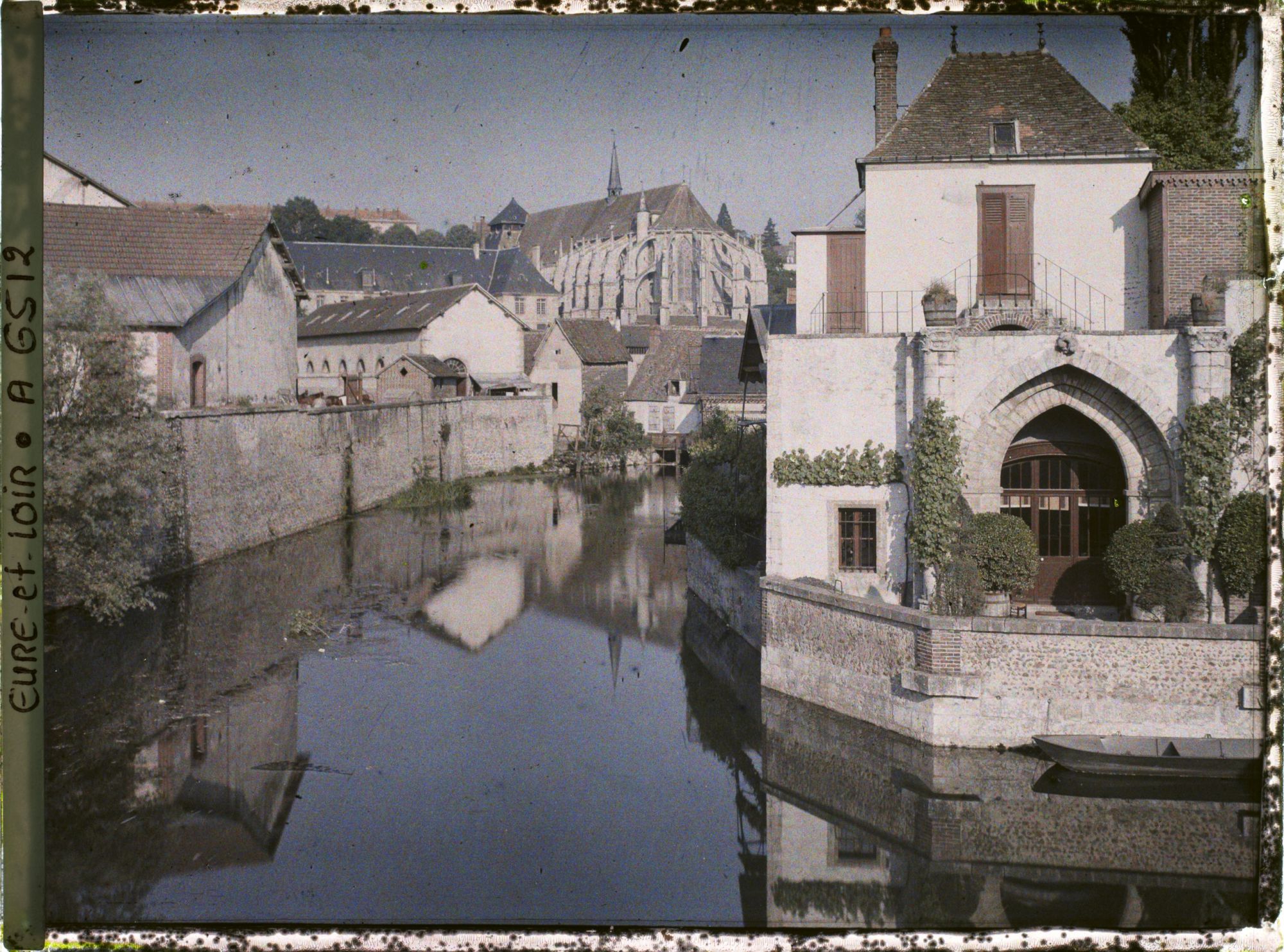 Image représentant Vue des bords de l'Eure prise du boulevard de la Courtille