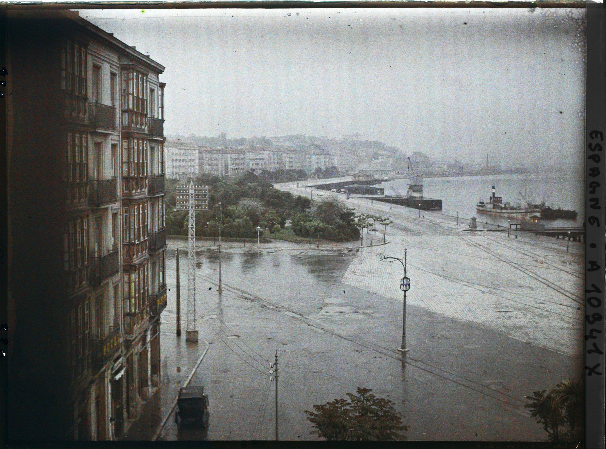 Image représentant Espagne, Santander, Autre vue de l'ensemble du Port de Santander