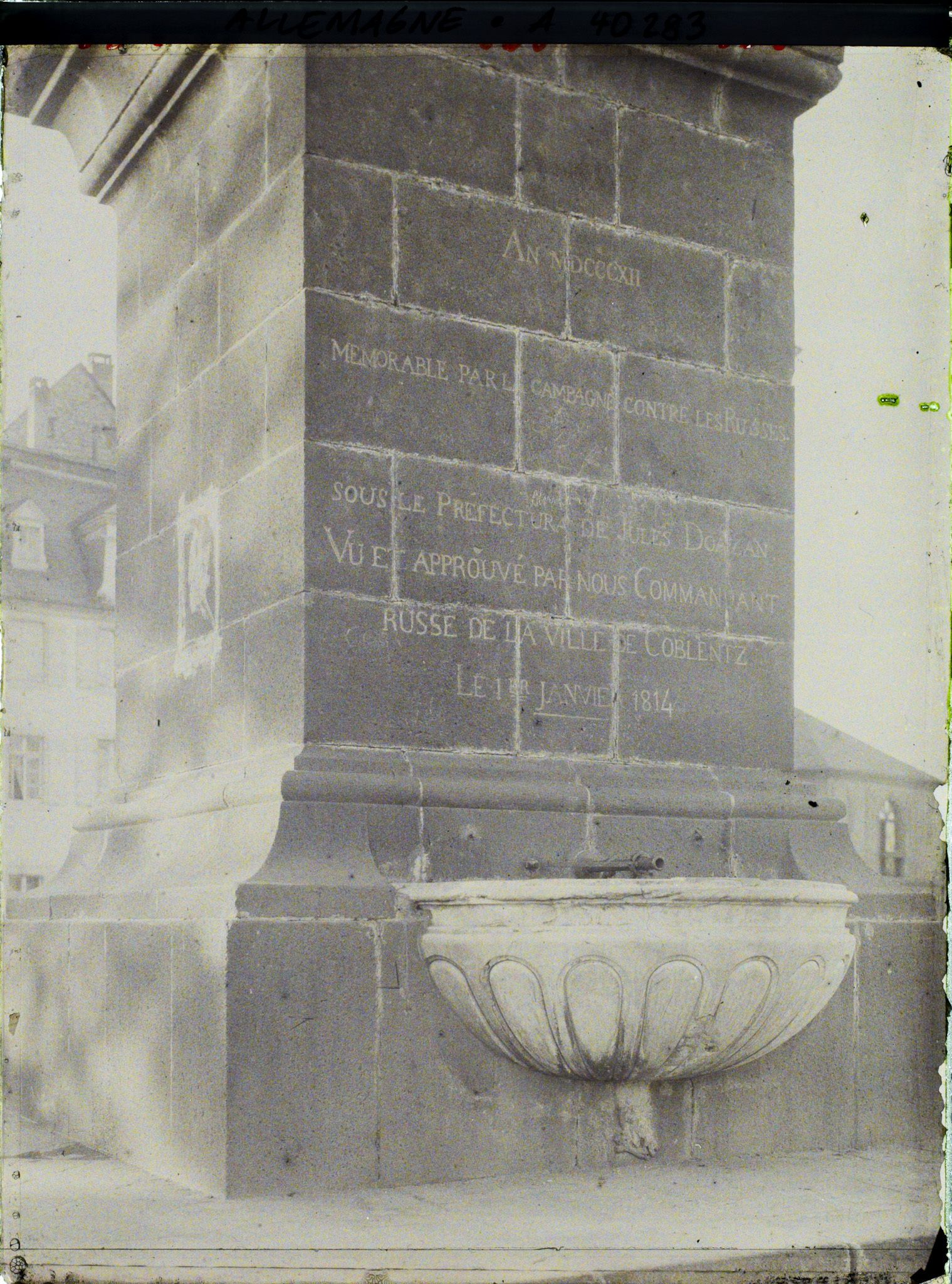 Image représentant Prusse, Coblence, Fontaine St Castor et inscription