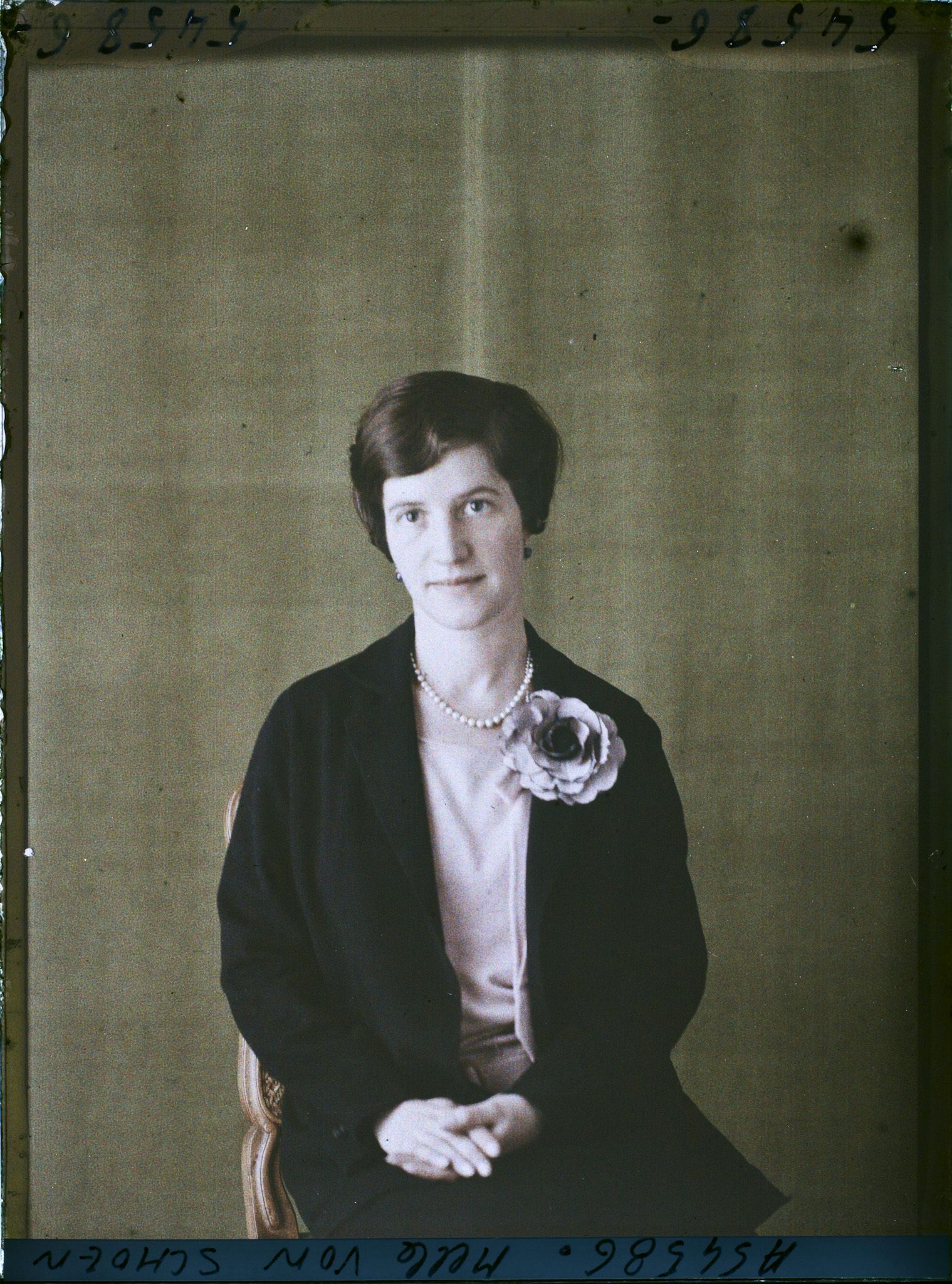 Image représentant Mademoiselle Marie-Yvonne von Schoen