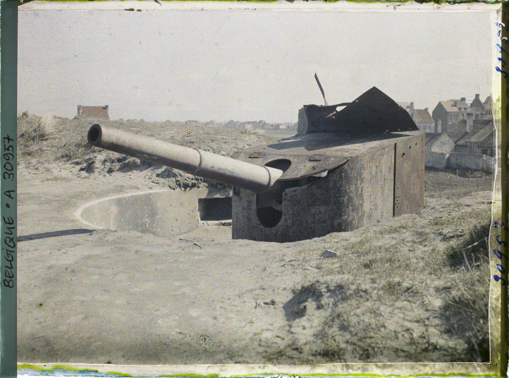 Image représentant Belgique, Middelkerke, Une pièce de la Batterie Cécilie