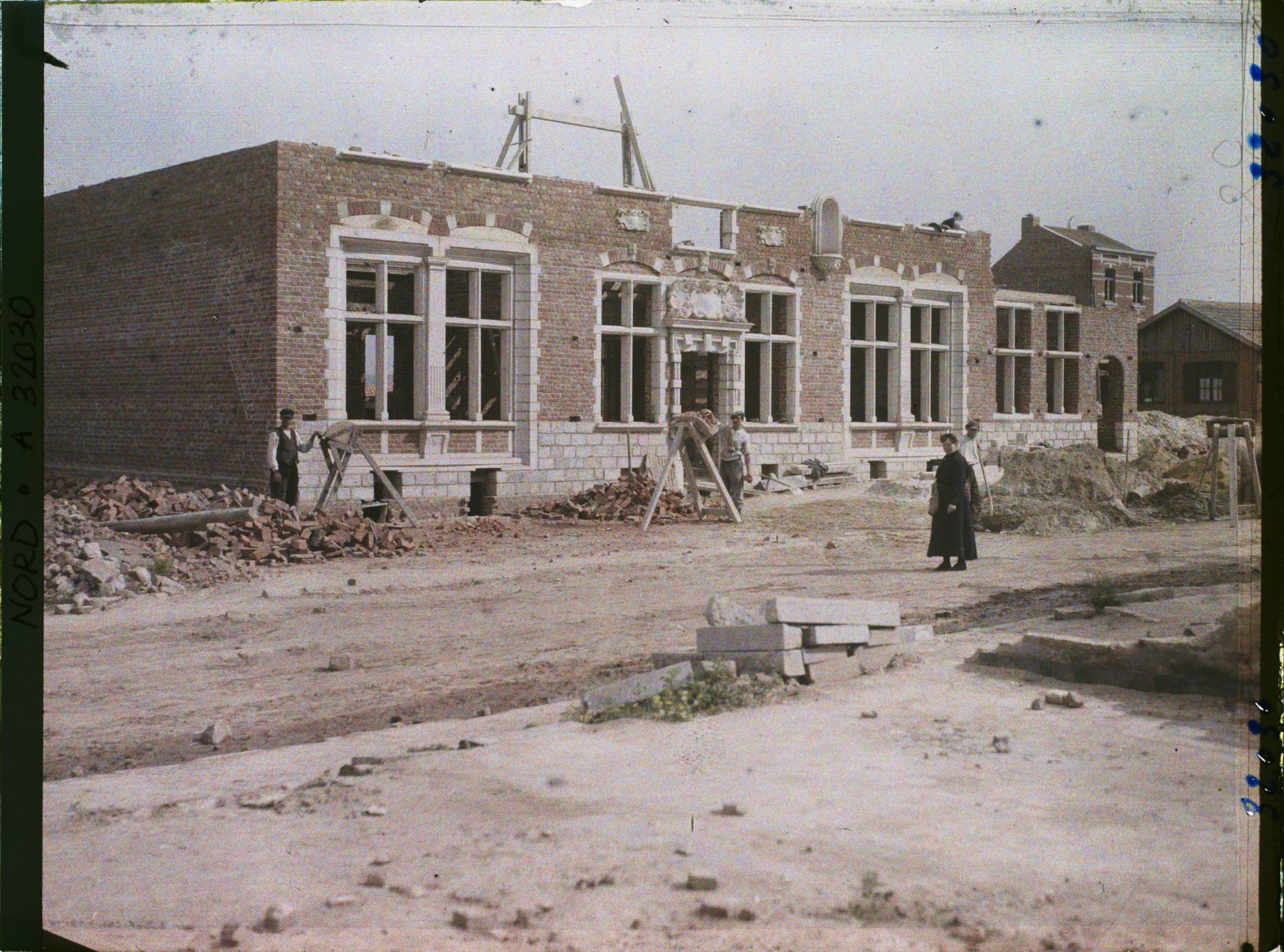 Image représentant France, Bailleul, Maisons en reconstruction