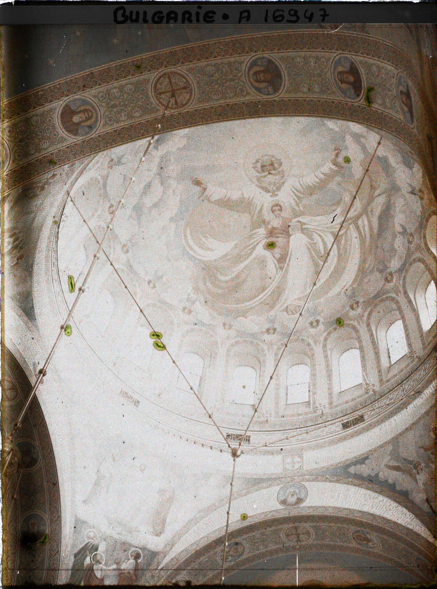 Image représentant Coupole peinte de la cathédrale Alexandre-Nevski