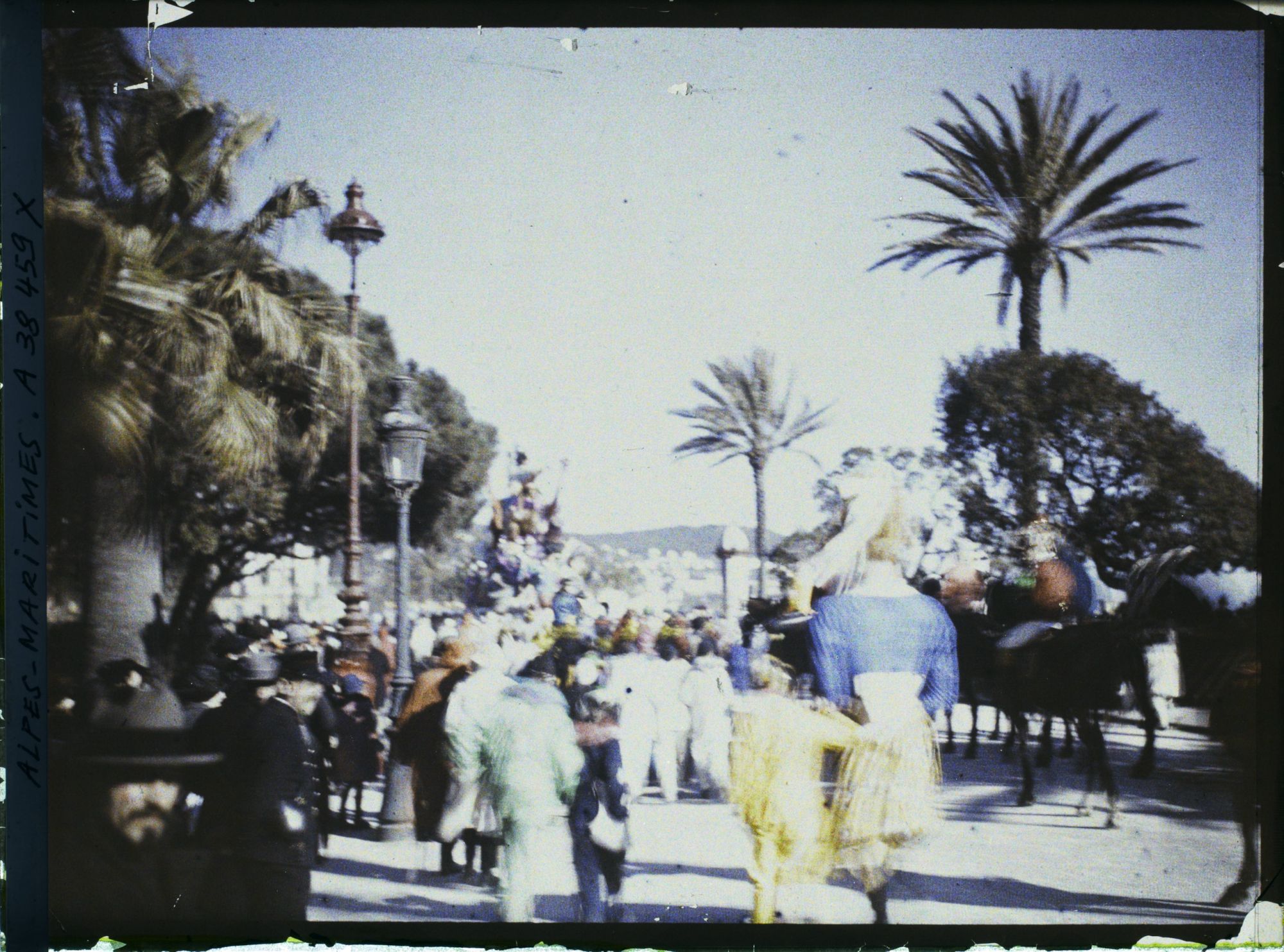 Image représentant Le carnaval, thème le pêcheur Niçois berné