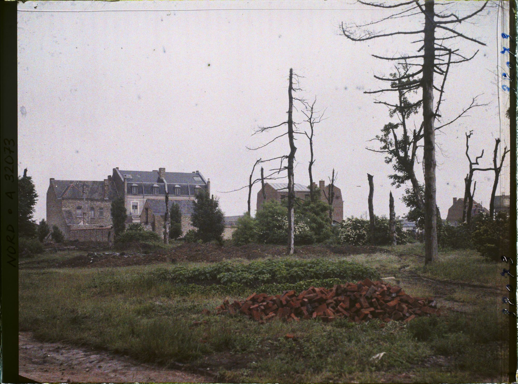Image représentant France, Merville, Groupe de nouvelles maisons