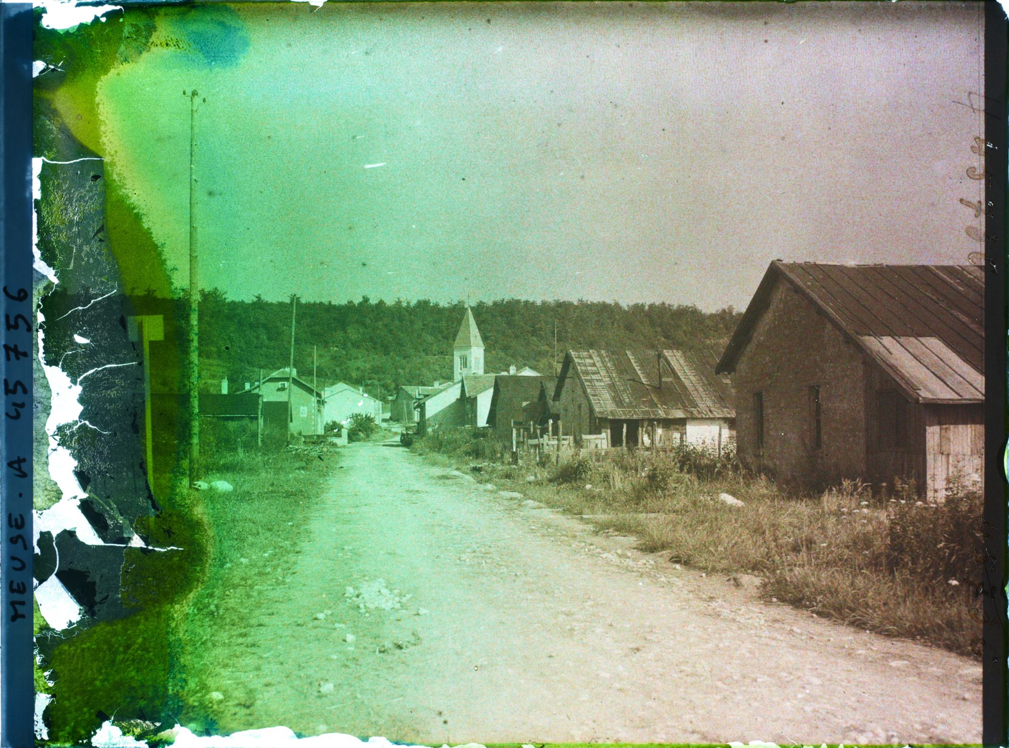 Image représentant France, Apremont, Grande Rue vers l'Eglise