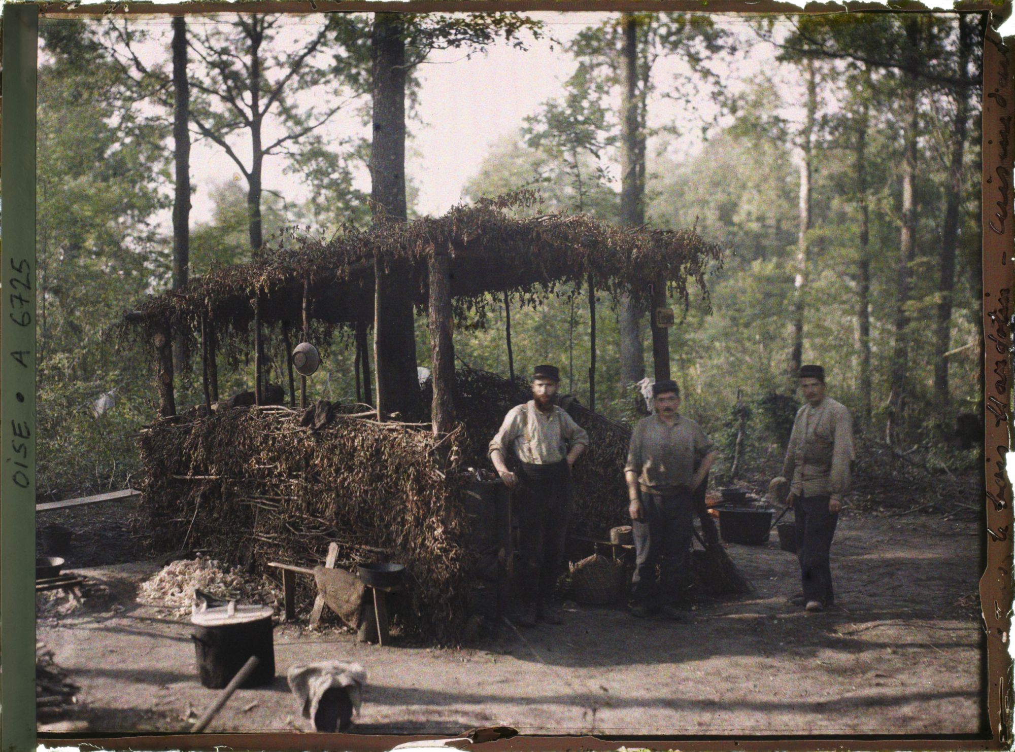 Image représentant Dans le bois Margotin : cuisine d'artillerie
