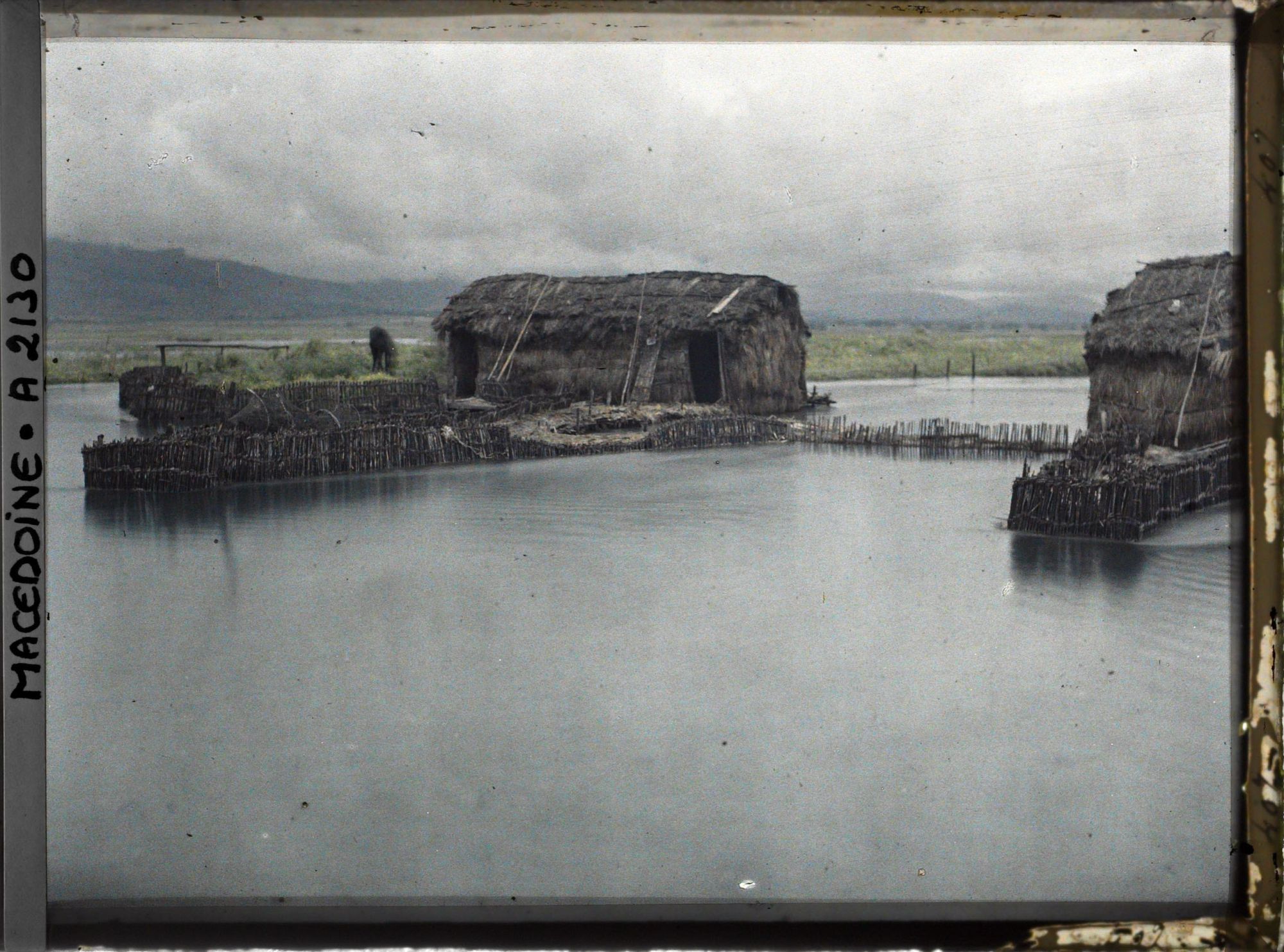 Image représentant Installation de pêche sur le Drin noir