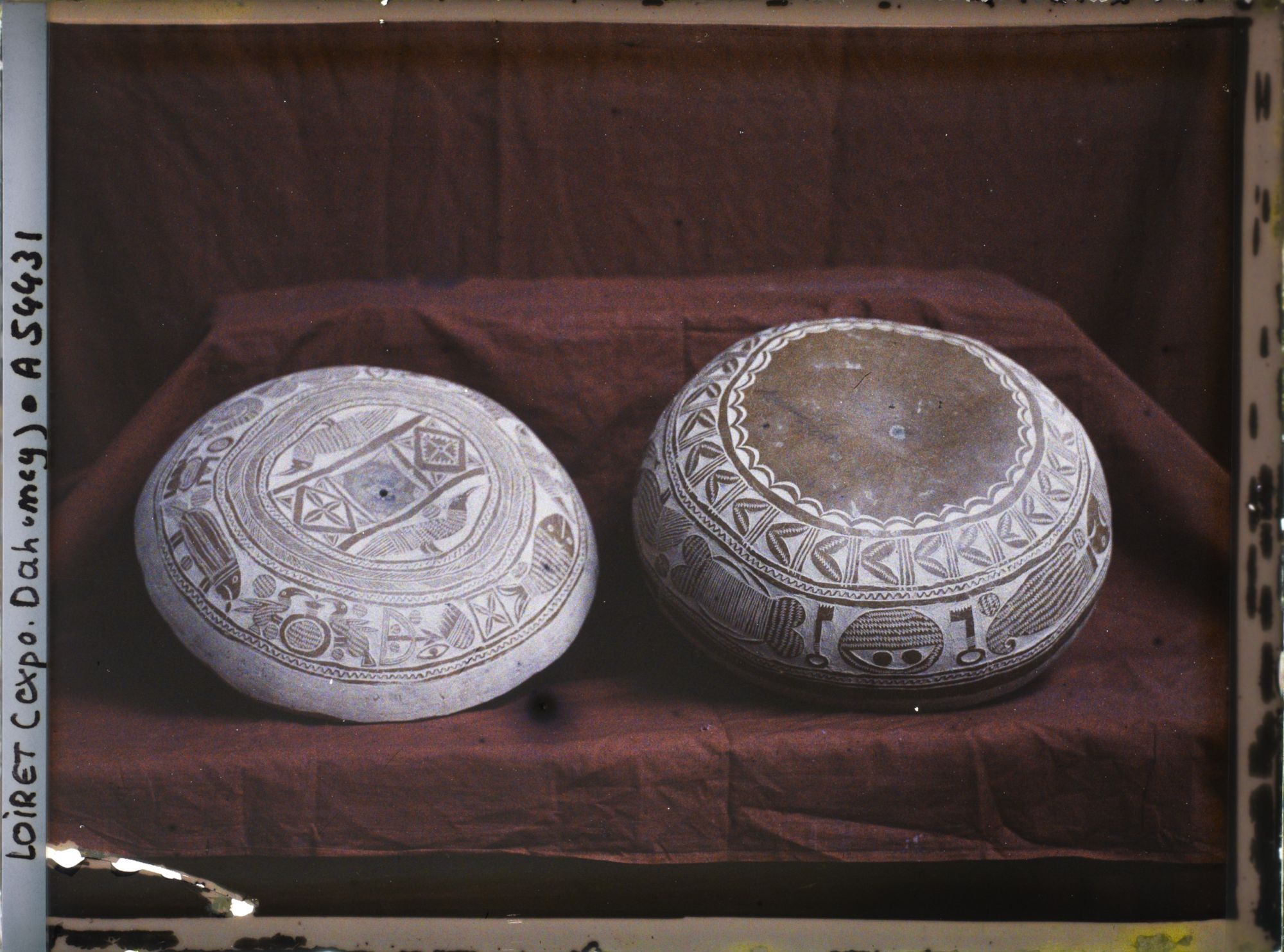 Image représentant Exposition d'art africain, grande calebasse