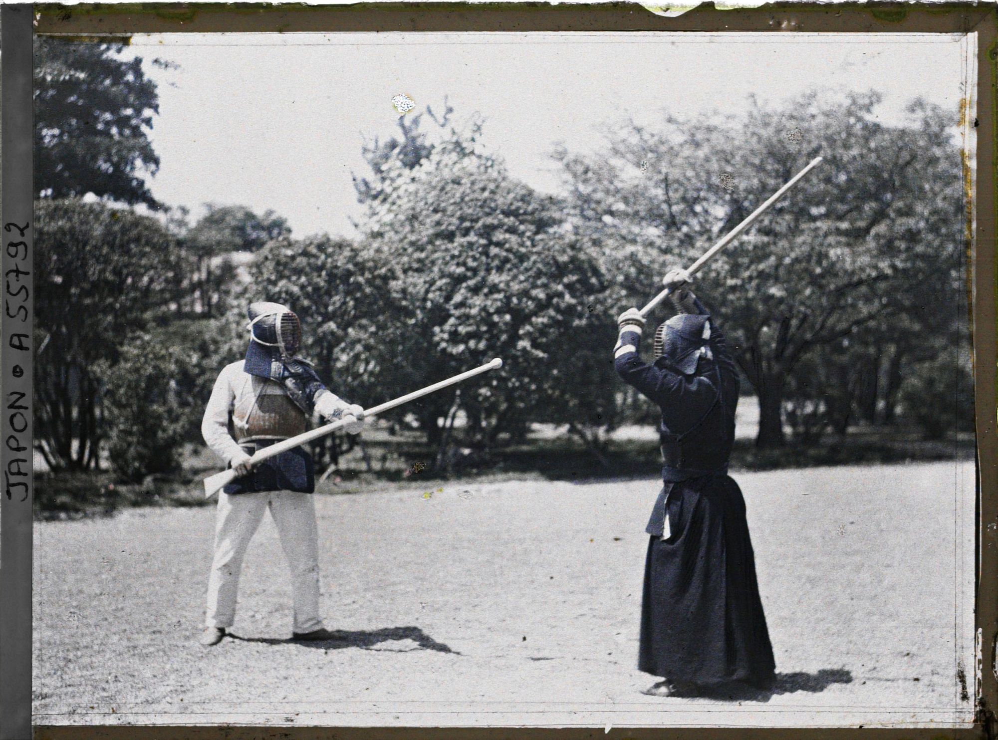 Image représentant Ecole de gymnastique militaire, entraînement aux arts martiaux Kendo (escrime japonaise)