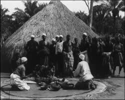 Image représentant Cérémonie de purification d'initiées au vodoun Agassou