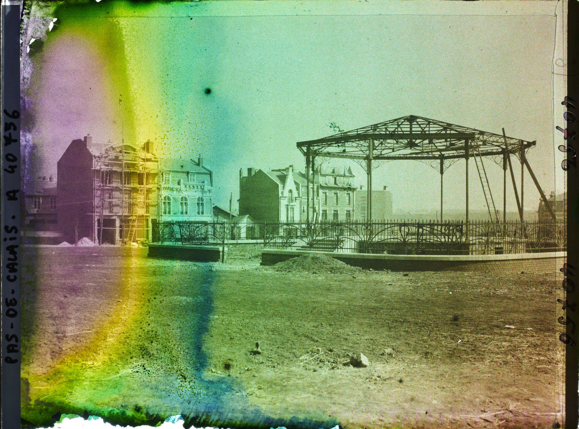 Image représentant France, Lens, Un aspect de la Place de la République