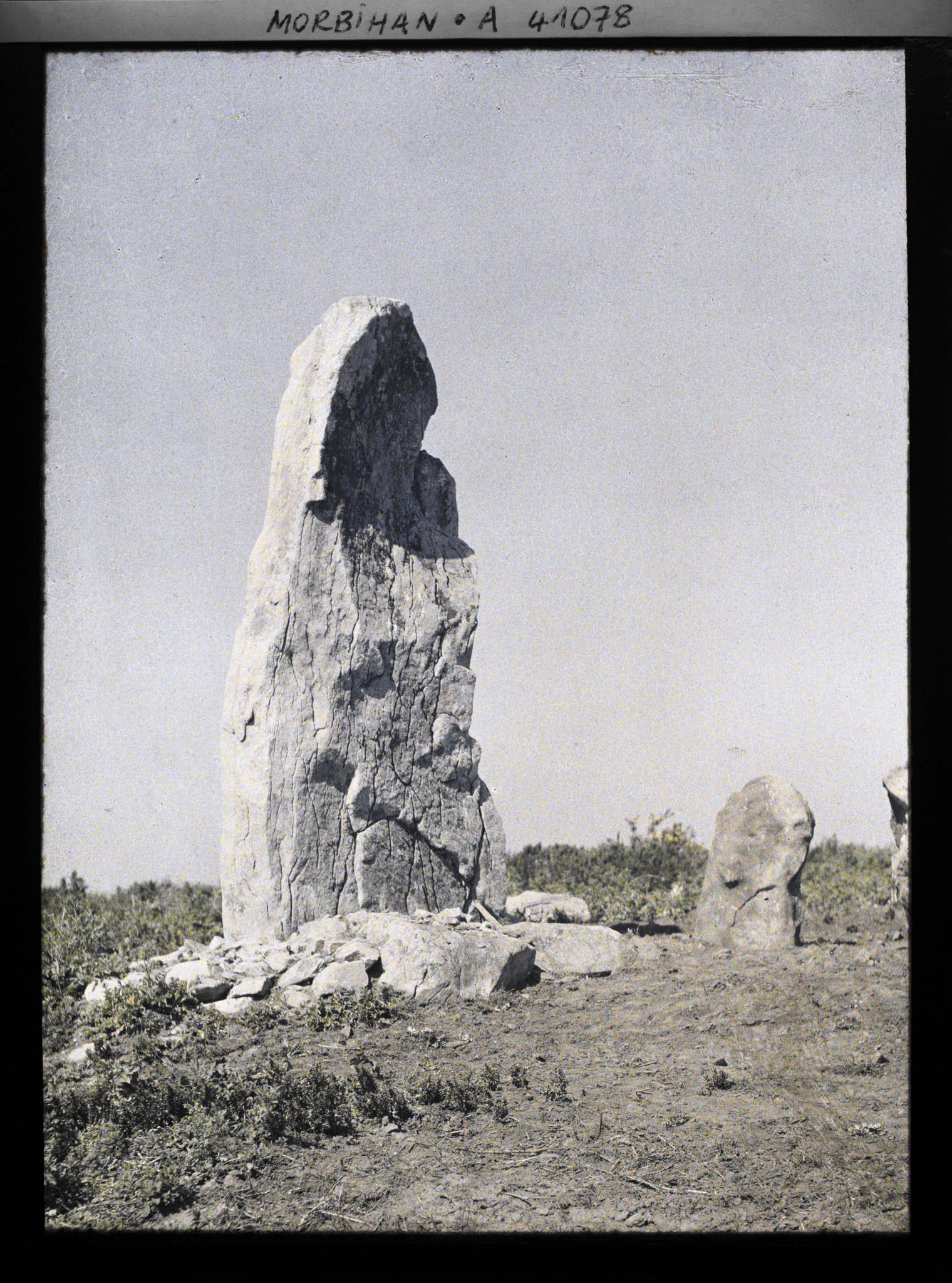 Image représentant Le grand menhir des cromlechs d'Er Lannic