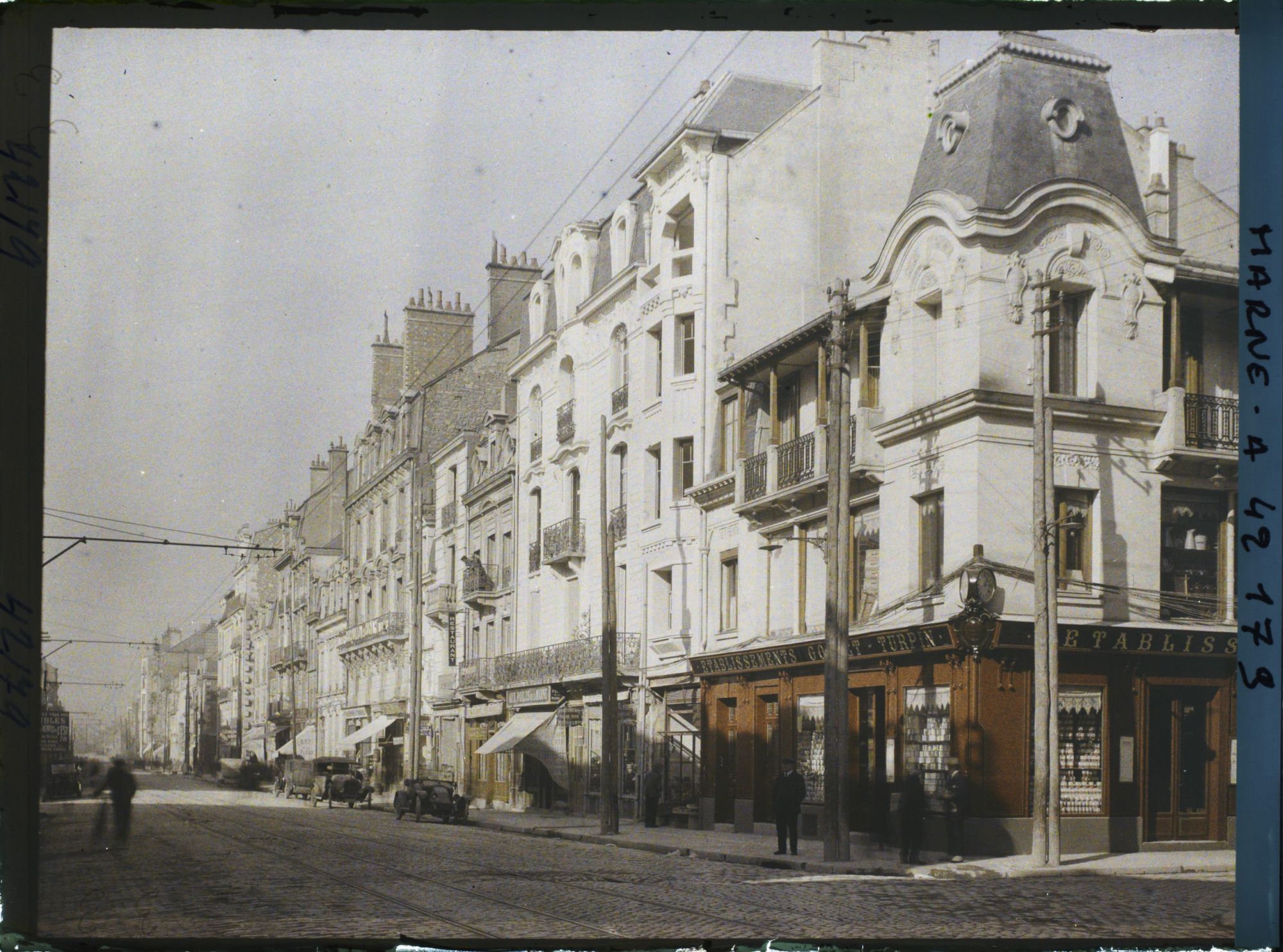 Image représentant France, Reims, La rue des Vesles