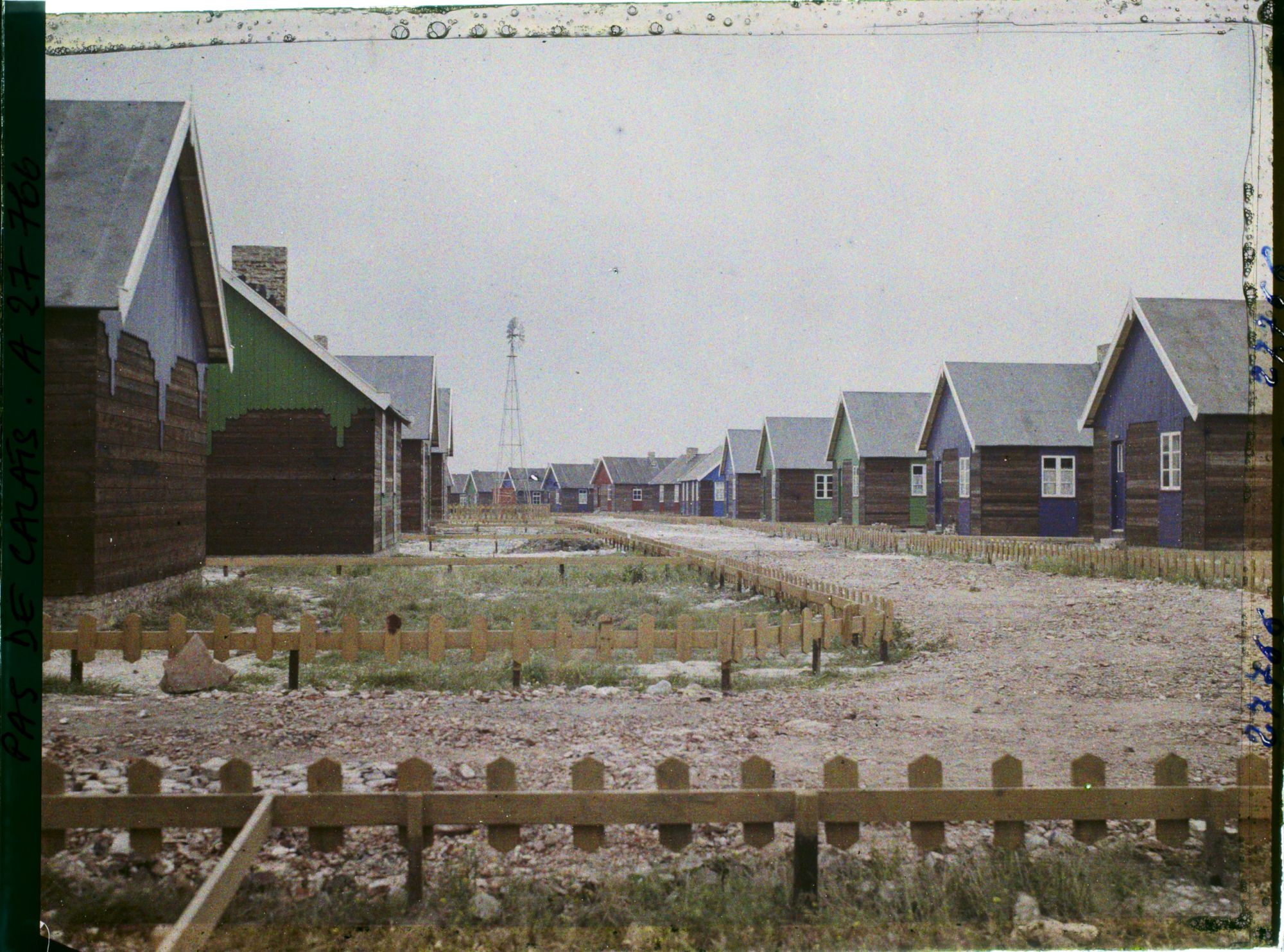 Image représentant France, Lens, Village Hollandais ; La rue Charlemagne