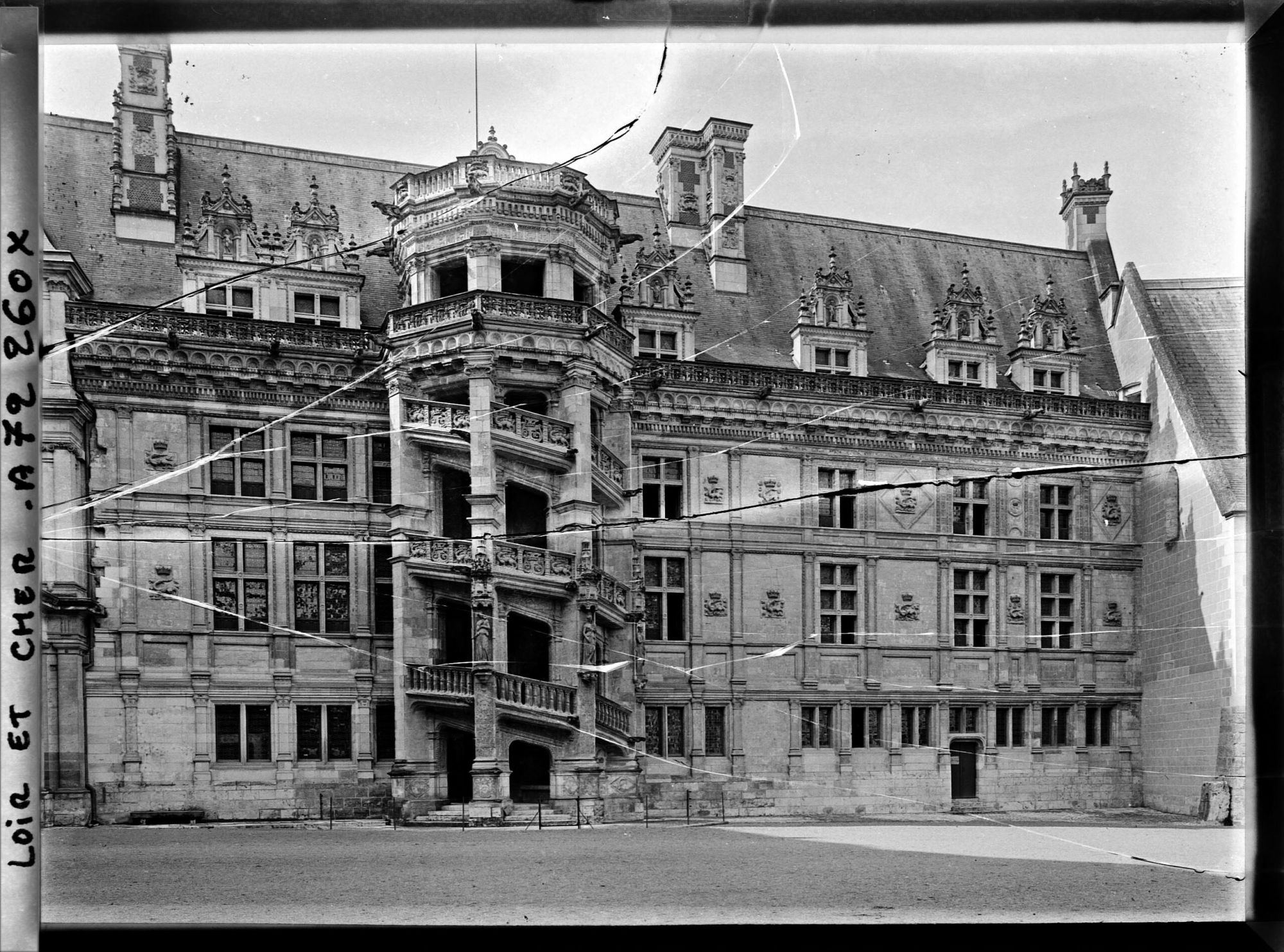 Image représentant L'escalier monumental du château
