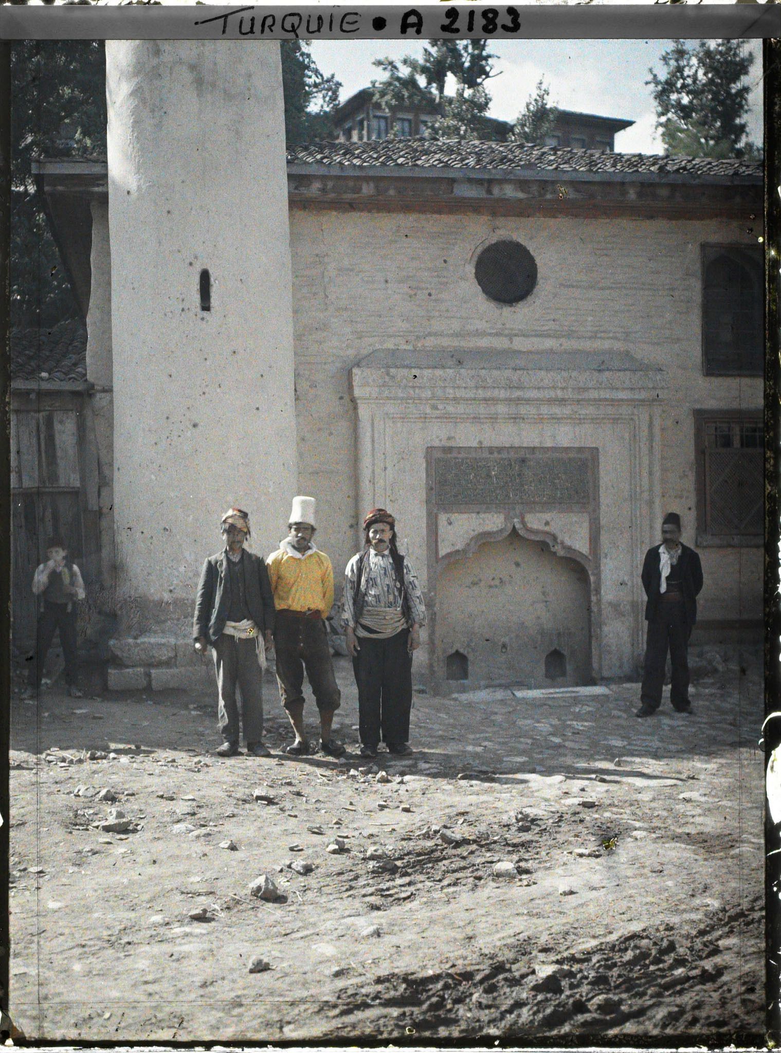 Image représentant Trois "types" Turcs