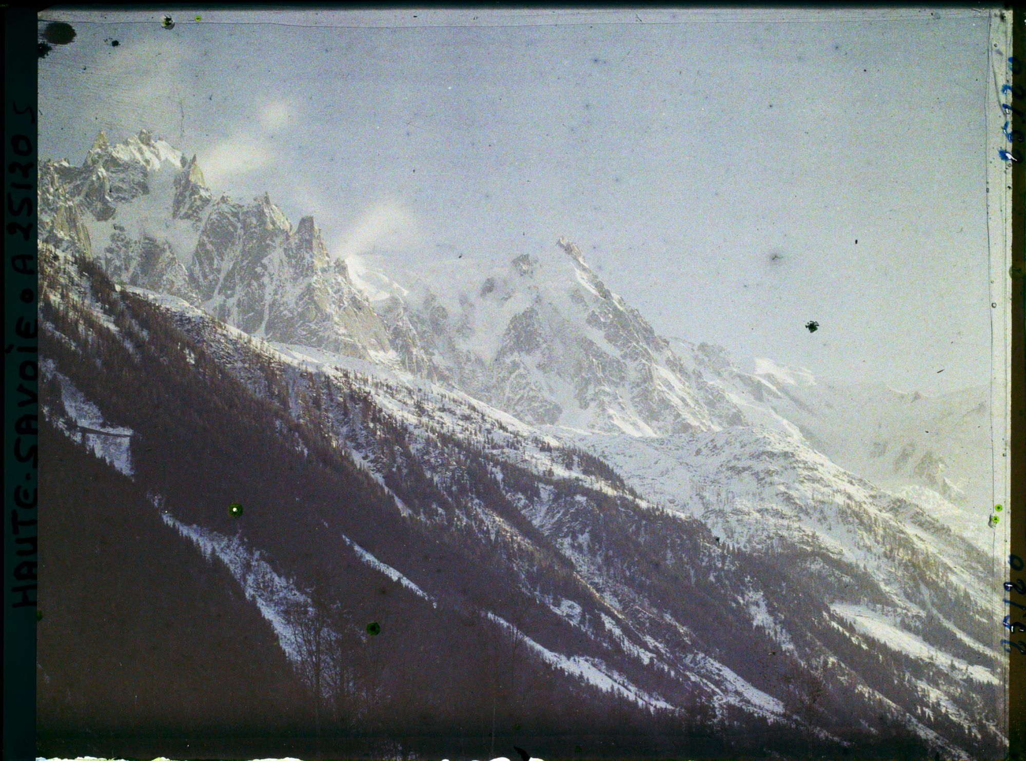 Image représentant France Les Alpes, Vallée de Chamonix, Coucher de Soleil s/ le Mt Blanc, les Aiges du Midi, du Plan et de la Blaitière (5h du soir)