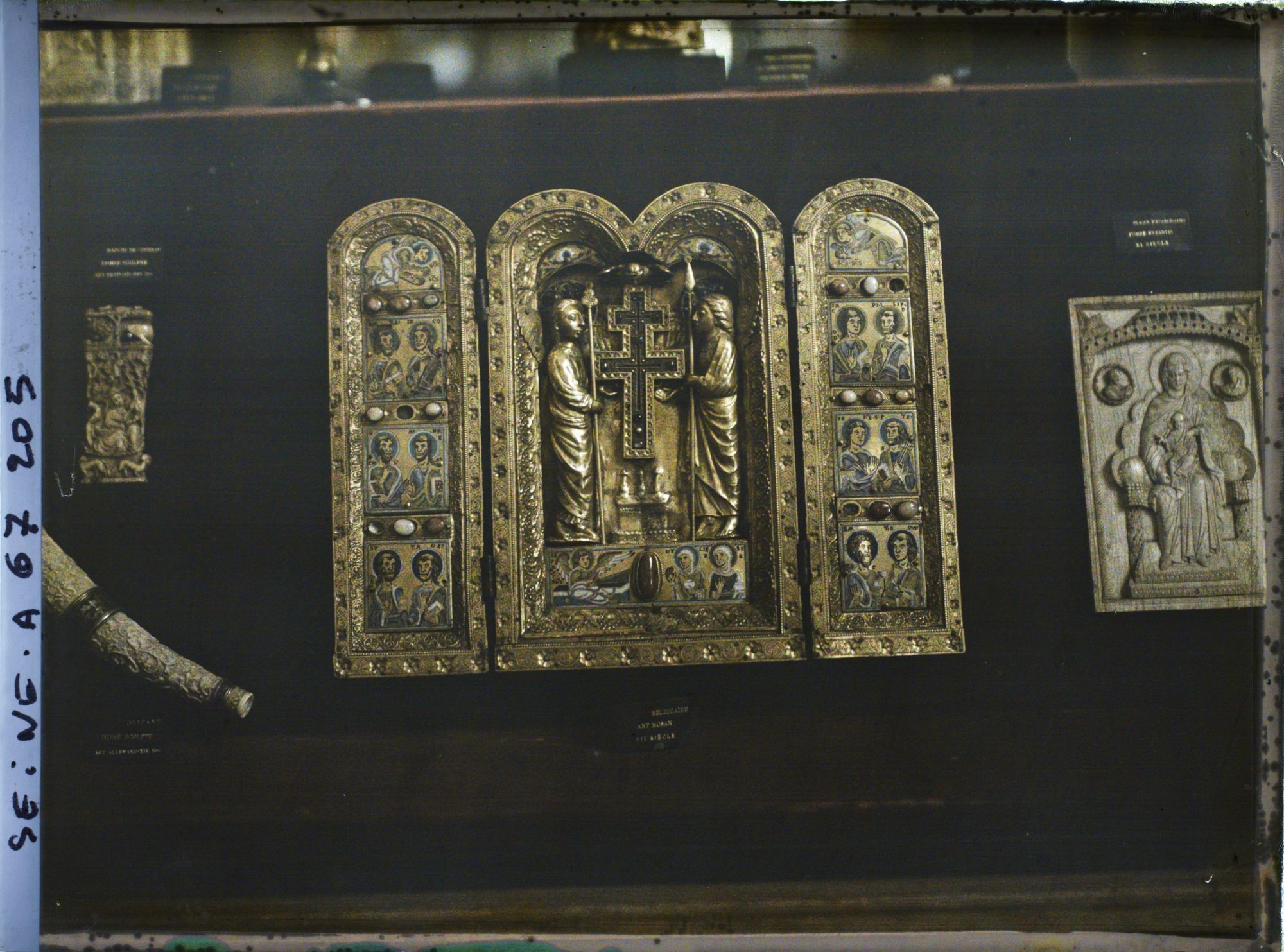 Image représentant Le Reliquaire de la Vraie Croix, Petit Palais