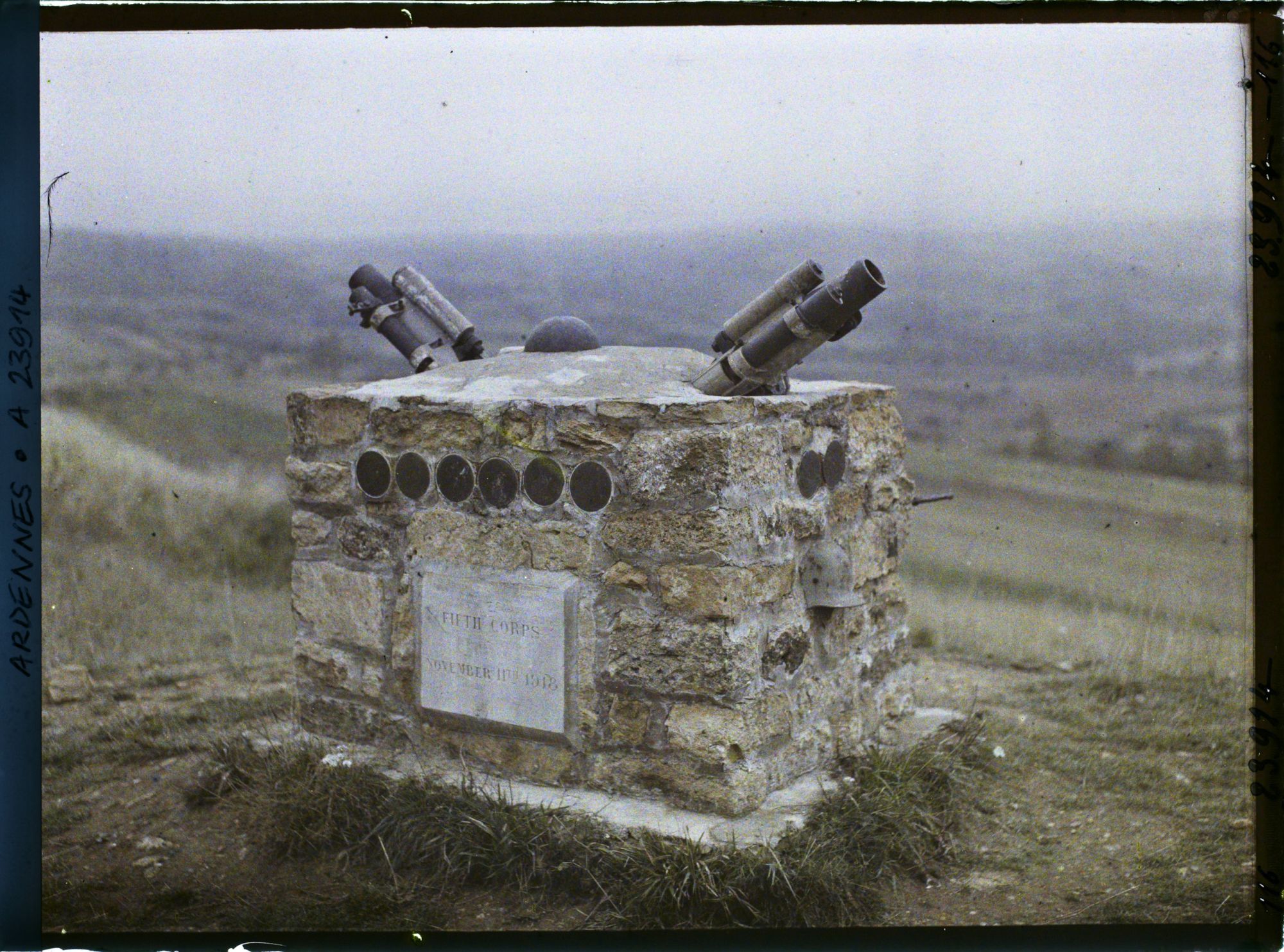 Image représentant France, Mouzon, Monument américain près de Stenay