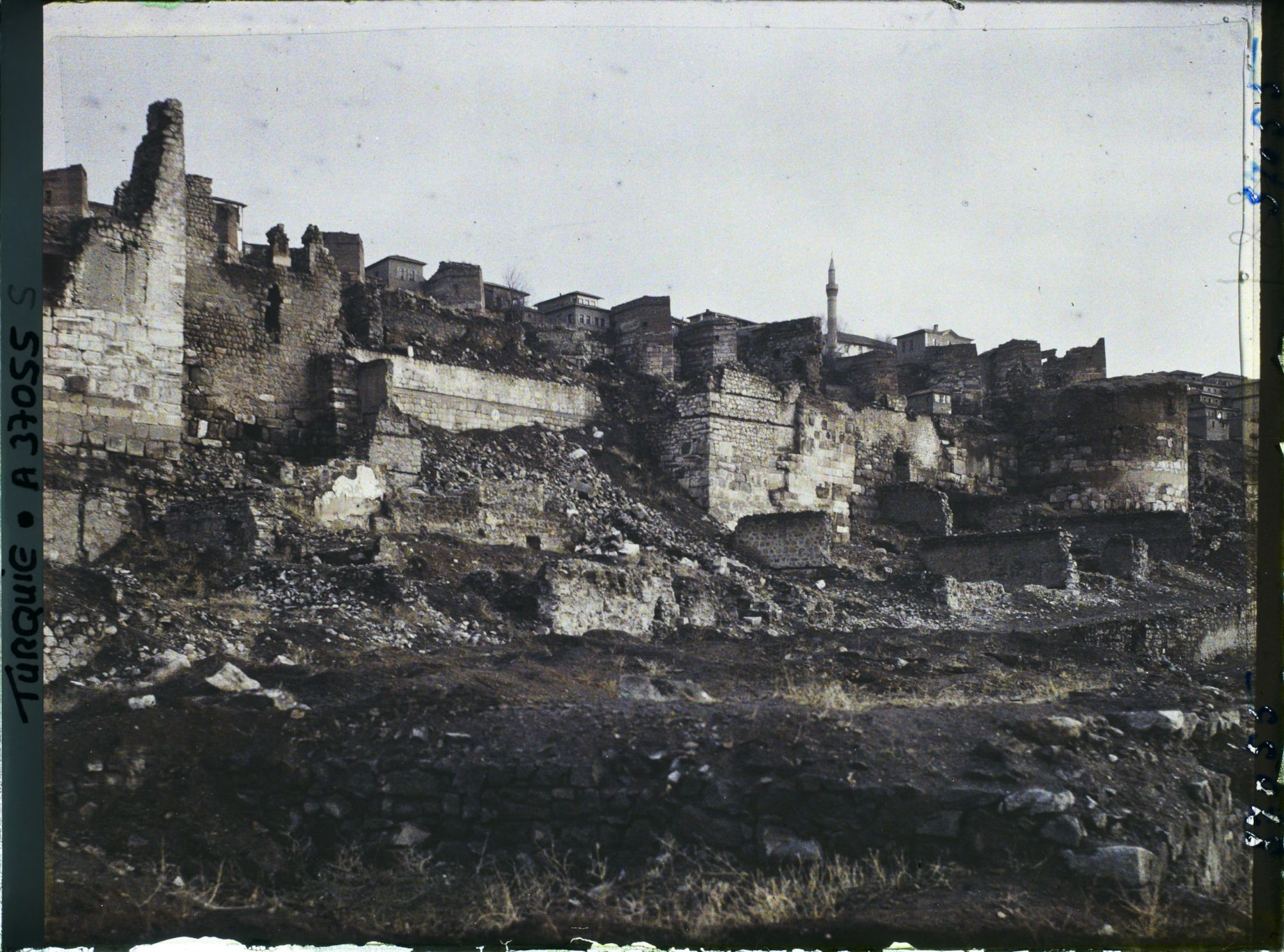 Image représentant Turquie, Angora, La double enceinte Sud