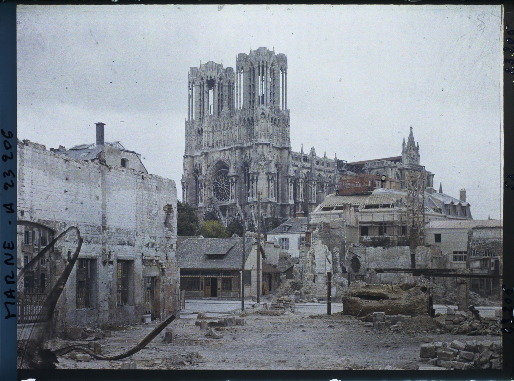 Image représentant France, Reims, Environs de la Cathédrale