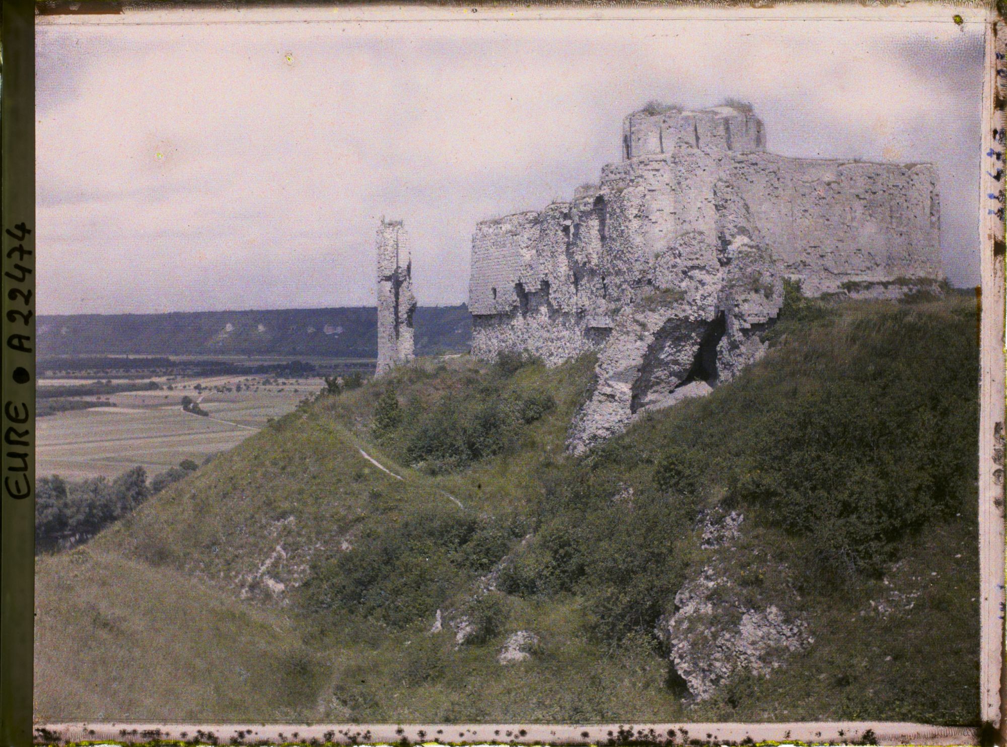 Image représentant Le Château Gaillard, vu d'ensemble vers la Seine