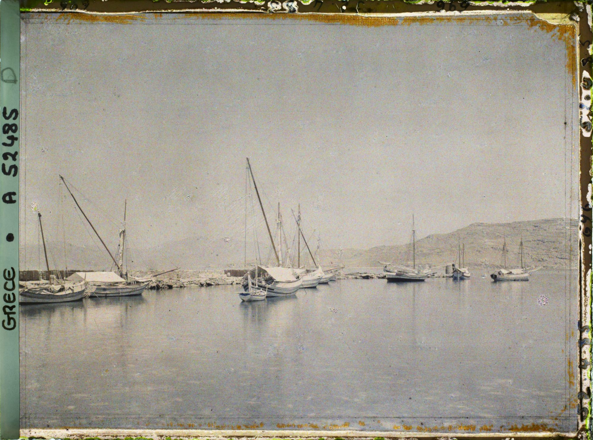 Image représentant Le Port des Caïques