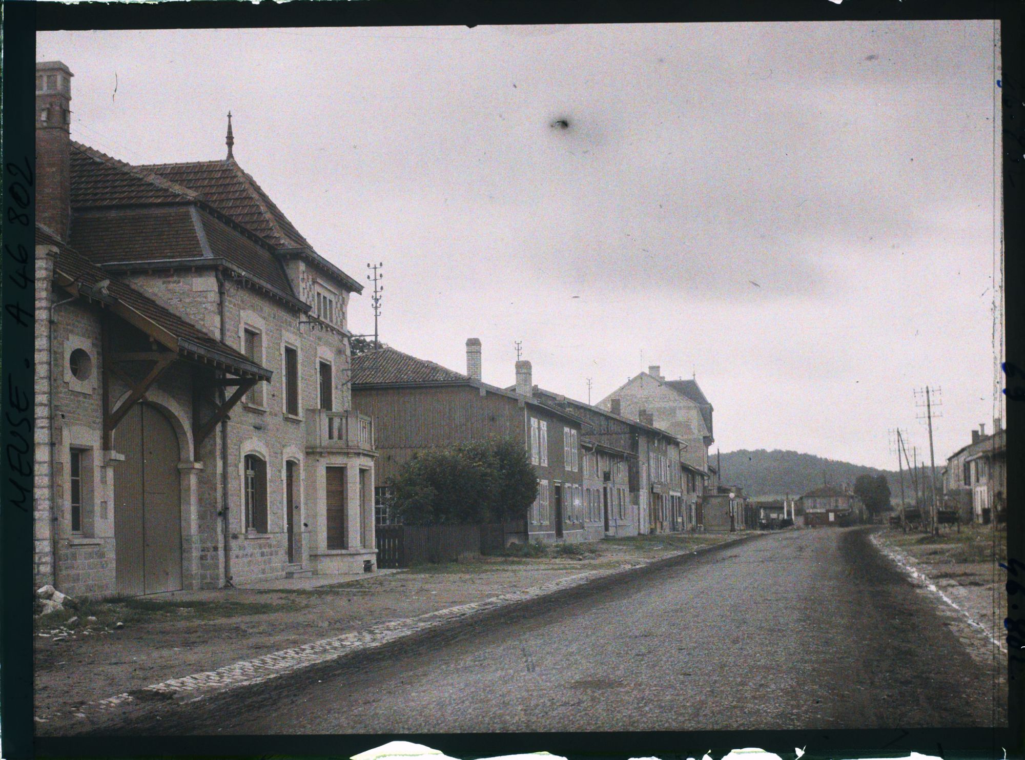 Image représentant France, Les Islettes (Meuse) (1427h), Rte de Clermont