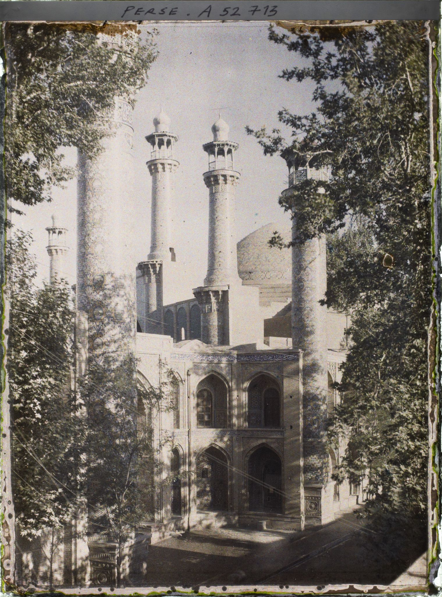 Image représentant La mosquée Sepahsalar (Madreseh e Motahari)