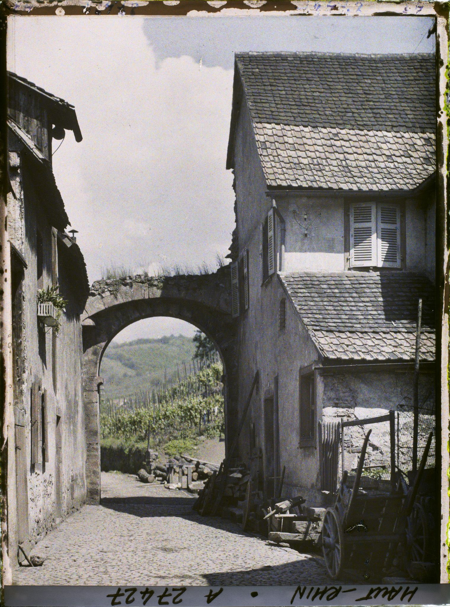 Image représentant France, Kaysersberg, La Porte des Vierges