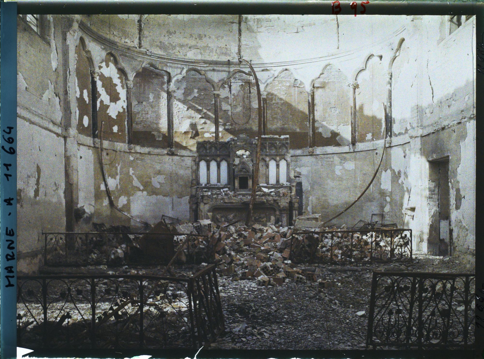 Image représentant France, Reims, Chapelle de la Réparation