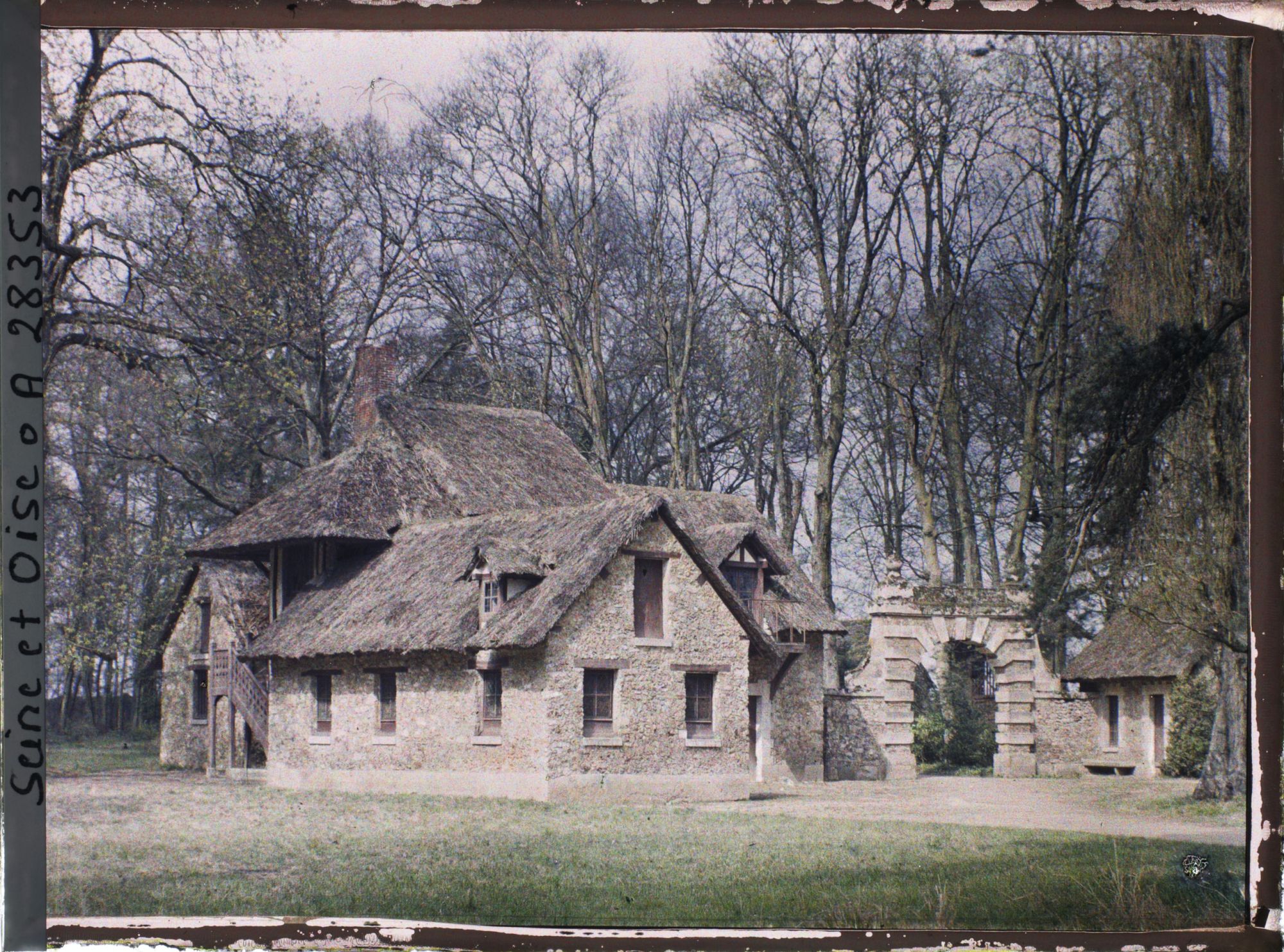 Image représentant France, Versailles, Petit Trianon : La ferme