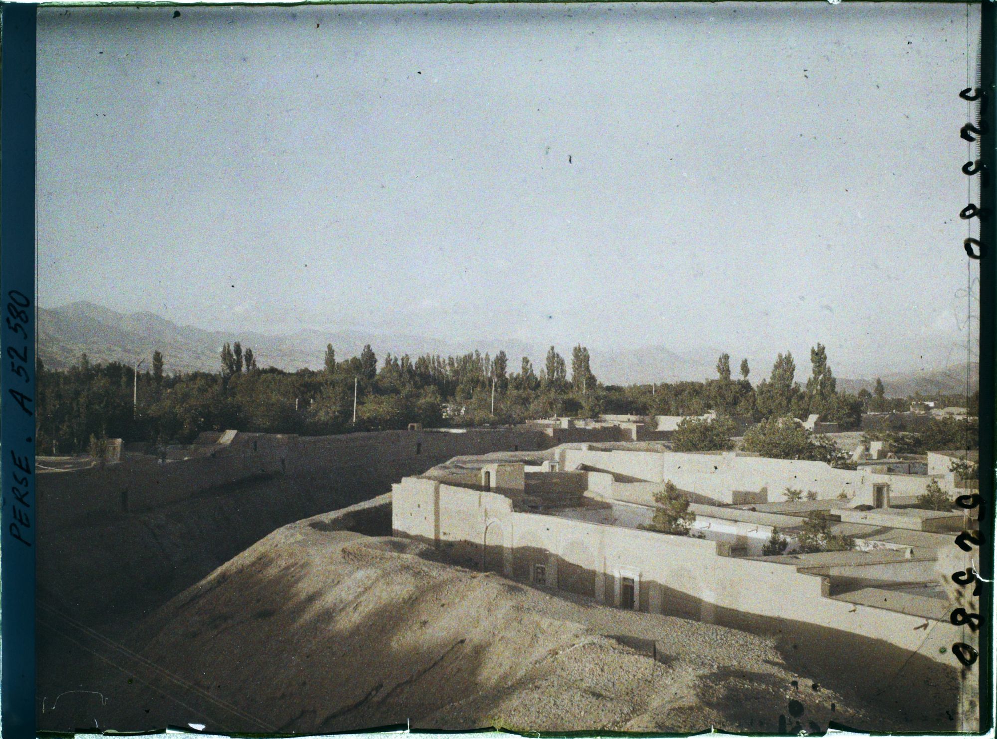 Image représentant Vue vers le mont Demâvend ou Damavand